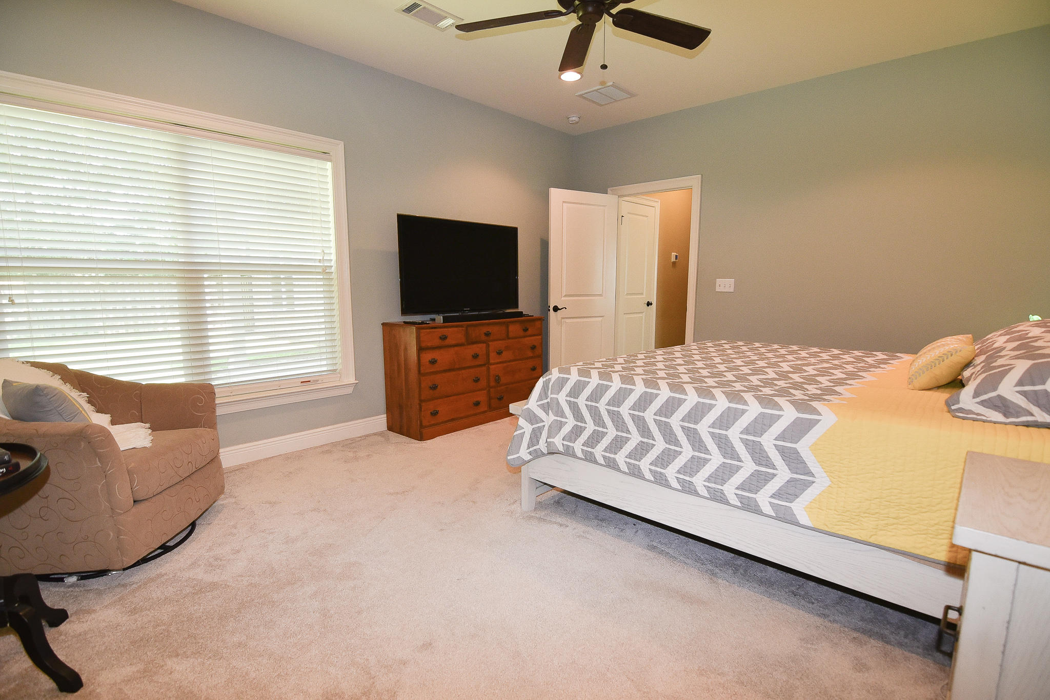 MILL CREEK FARMS - Residential