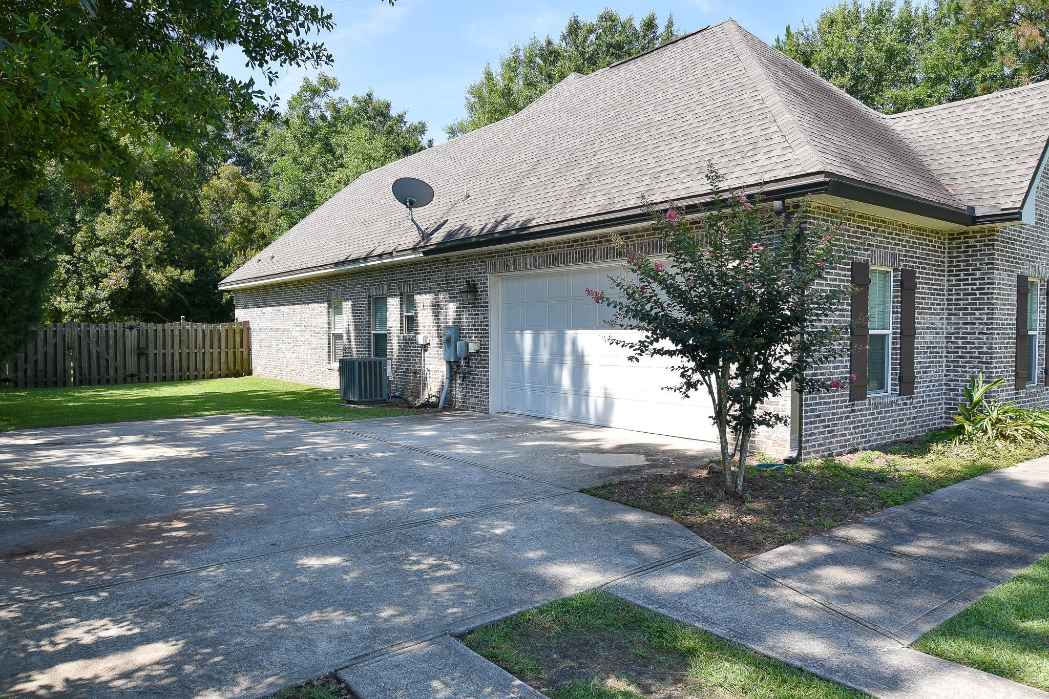 MILL CREEK FARMS - Residential