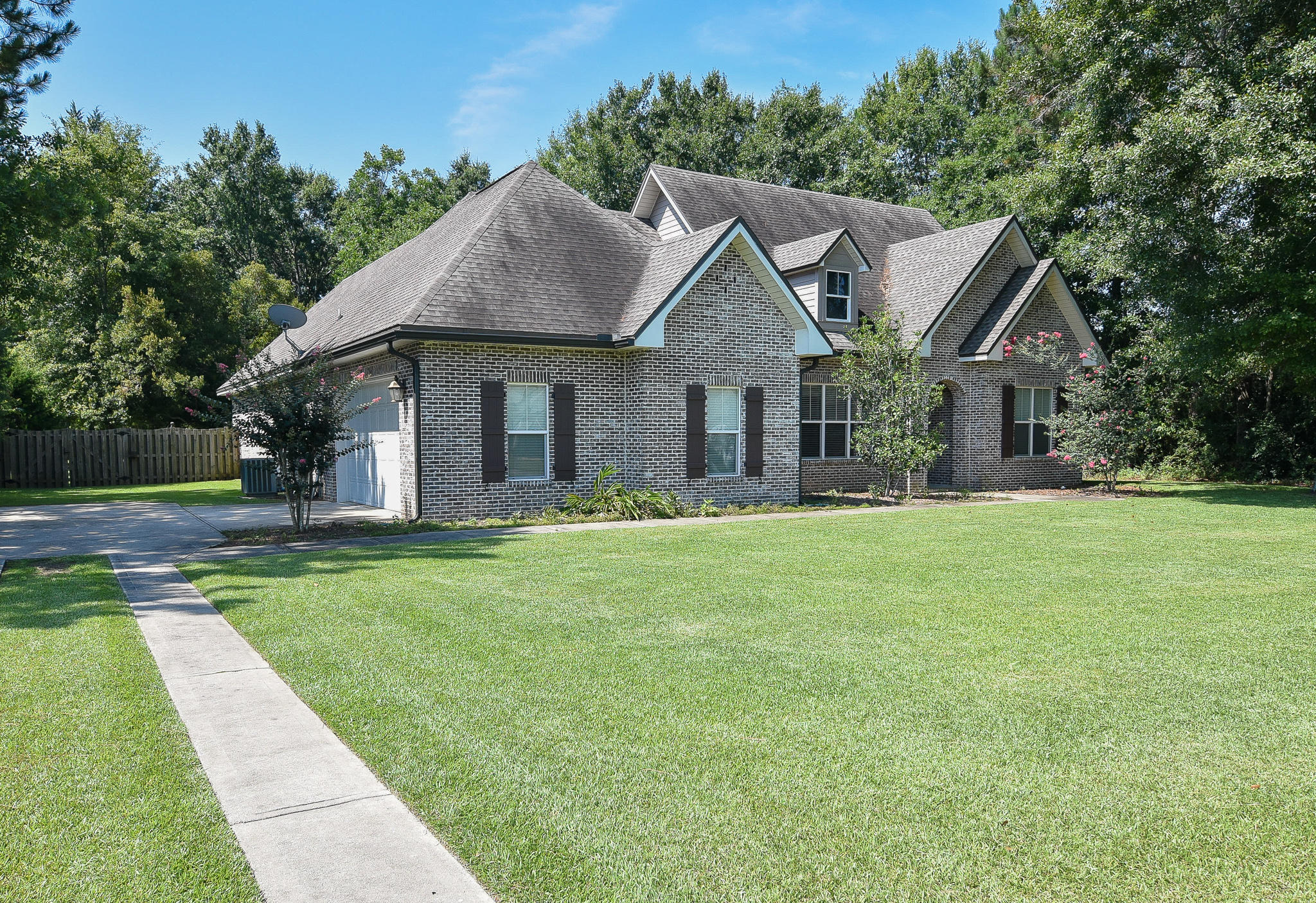 MILL CREEK FARMS - Residential