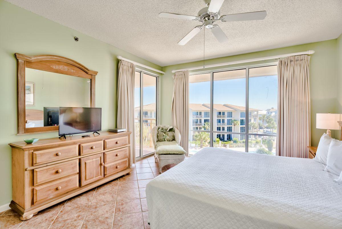 HIGH POINTE RESORT CONDO - Residential