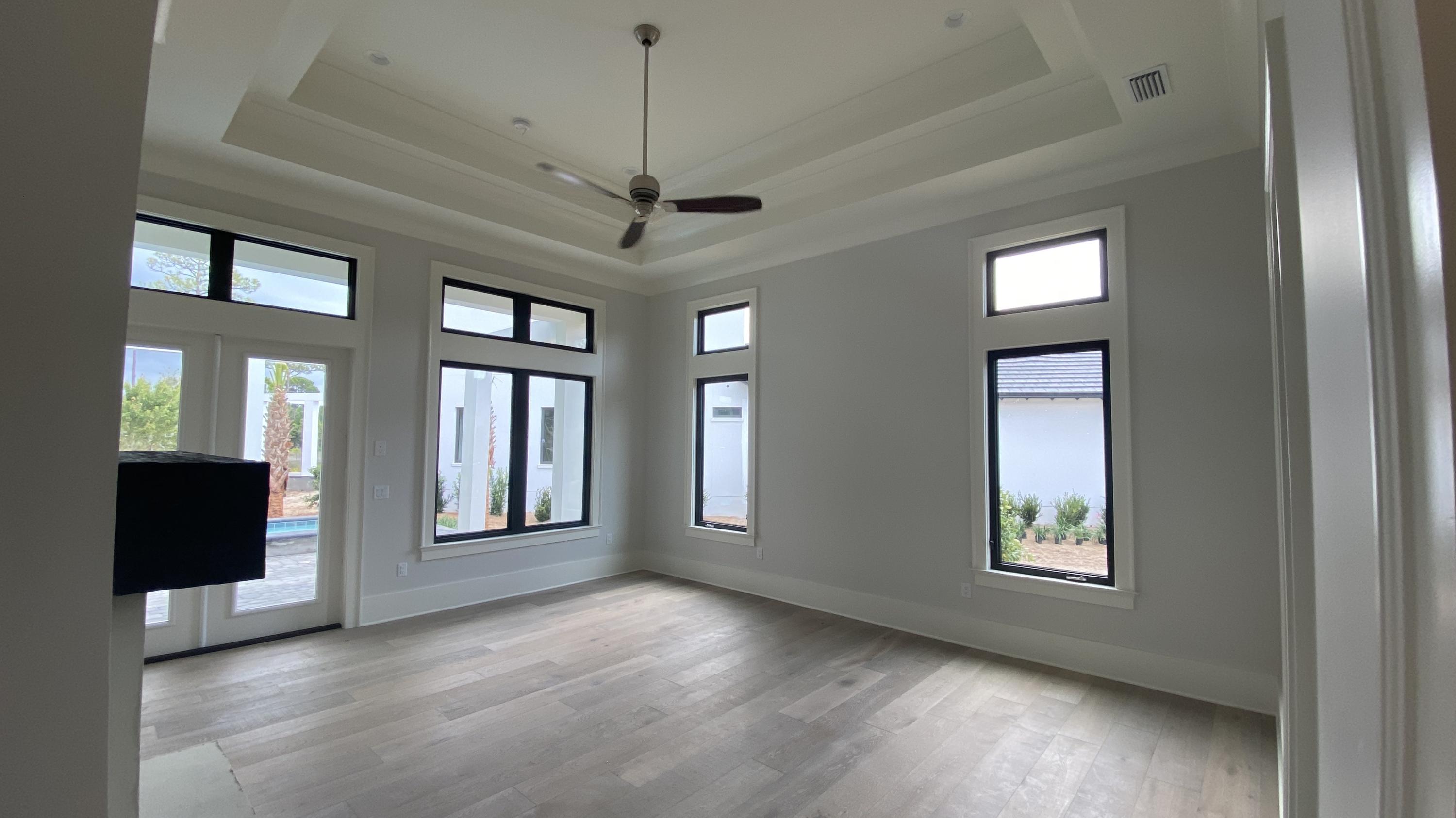 BURNT PINE - Residential