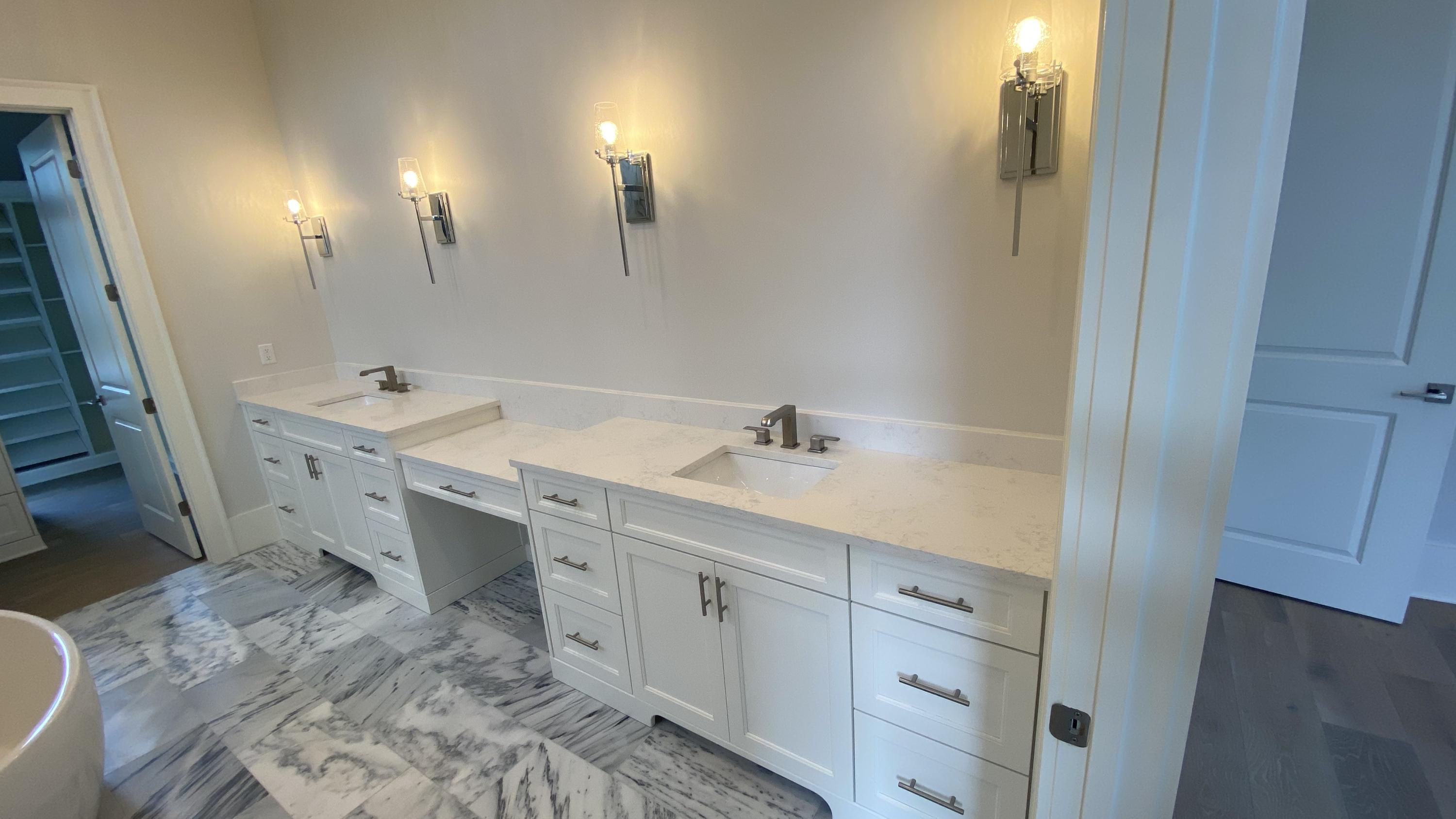 BURNT PINE - Residential