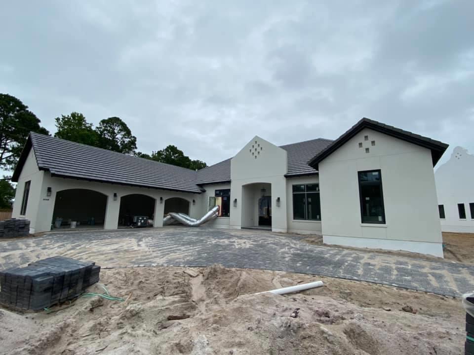 BURNT PINE - Residential