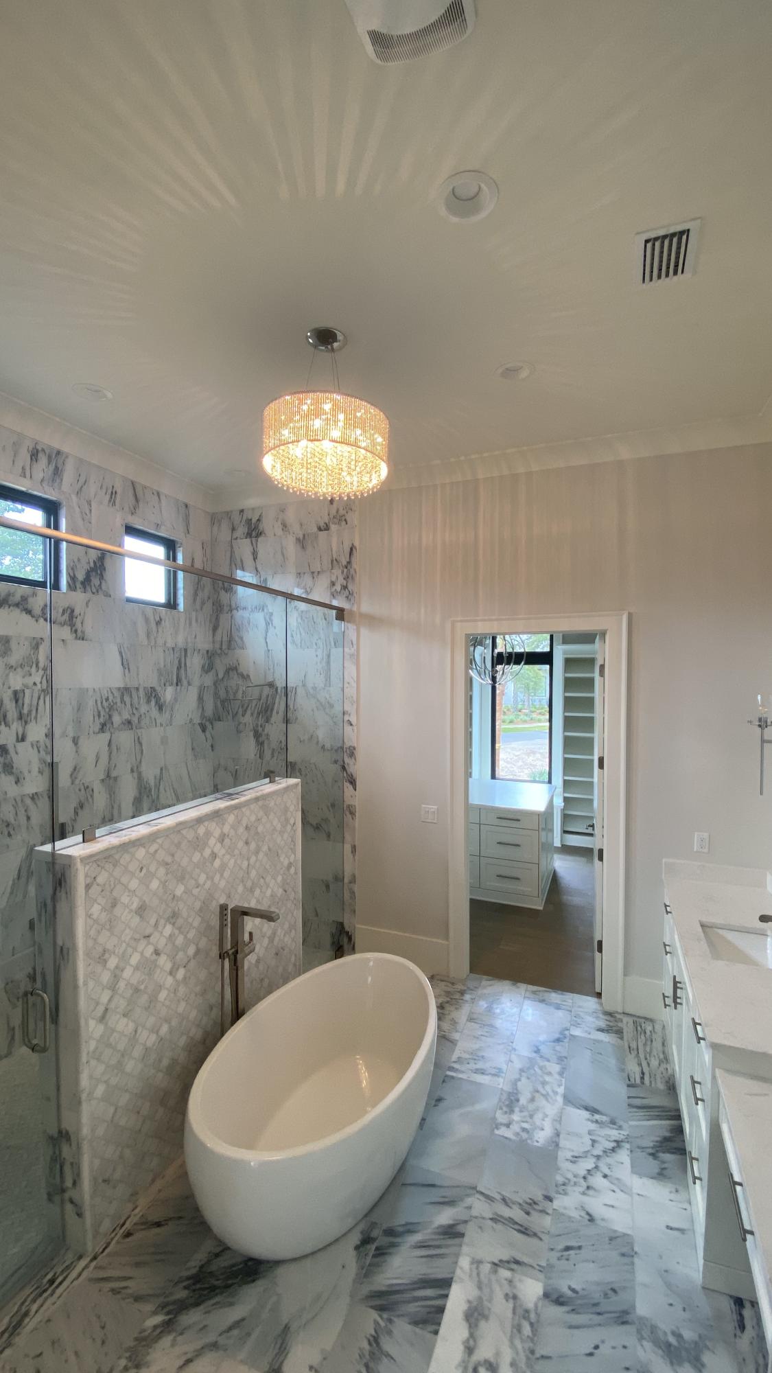 BURNT PINE - Residential