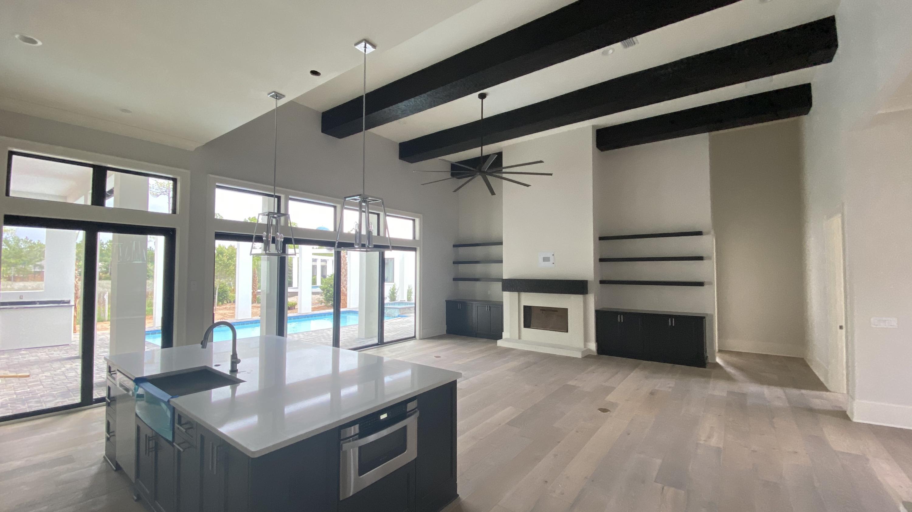 BURNT PINE - Residential