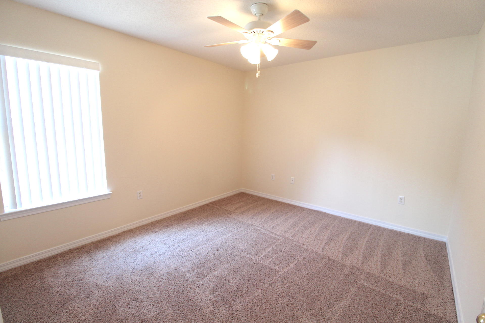 CREEKSIDE 6 - Residential