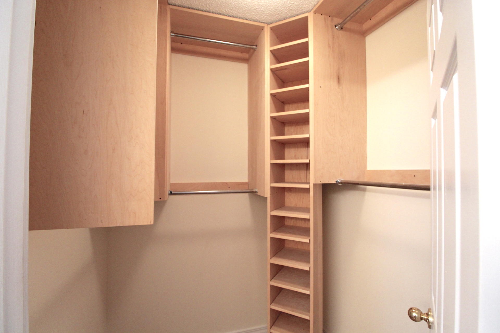 CREEKSIDE 6 - Residential