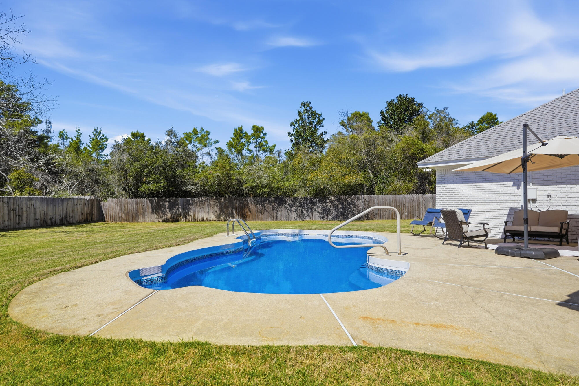 EMERALD POINTE PLAT 1 - Residential