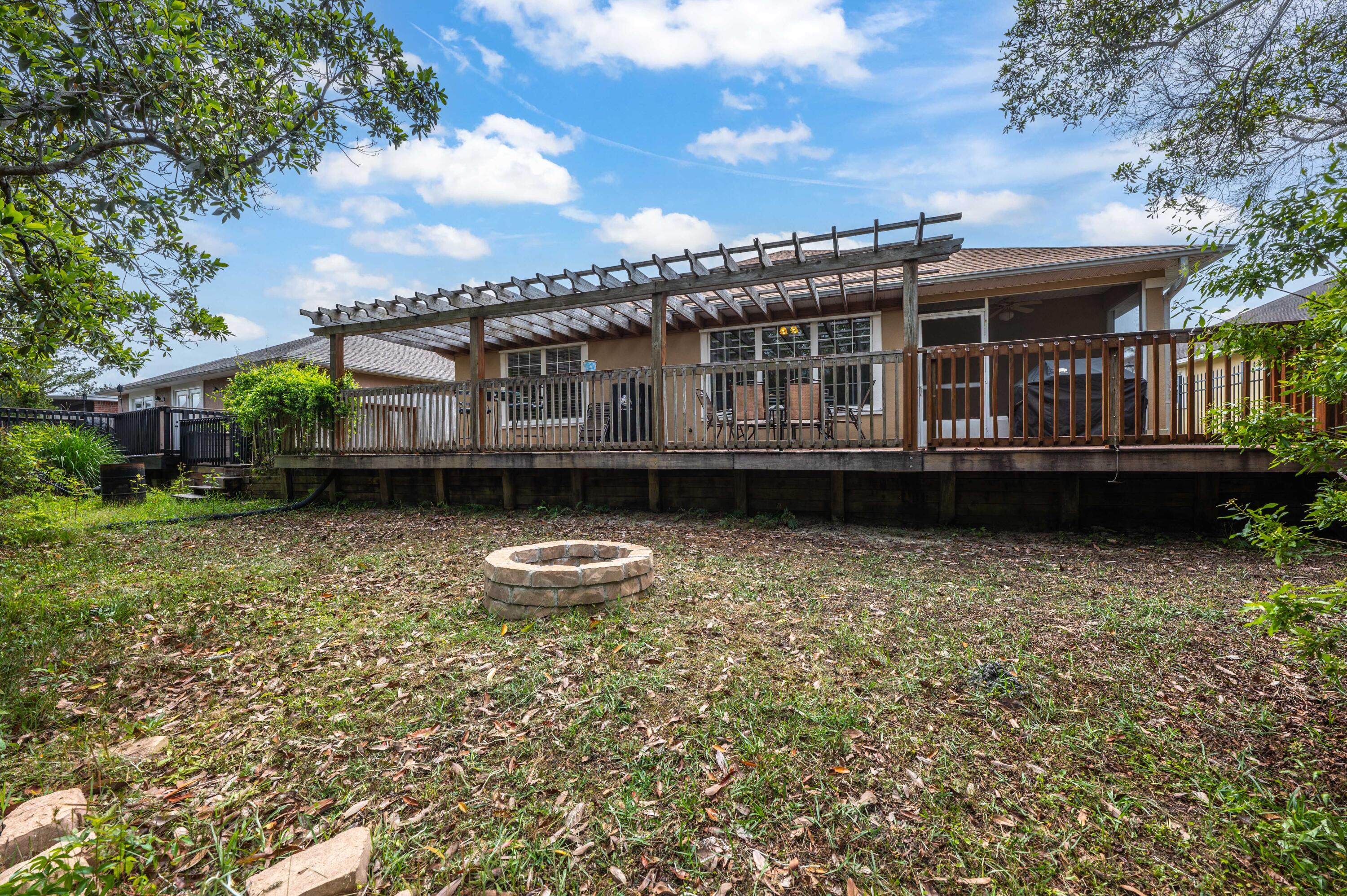 SEQUOIA ESTATES - Residential