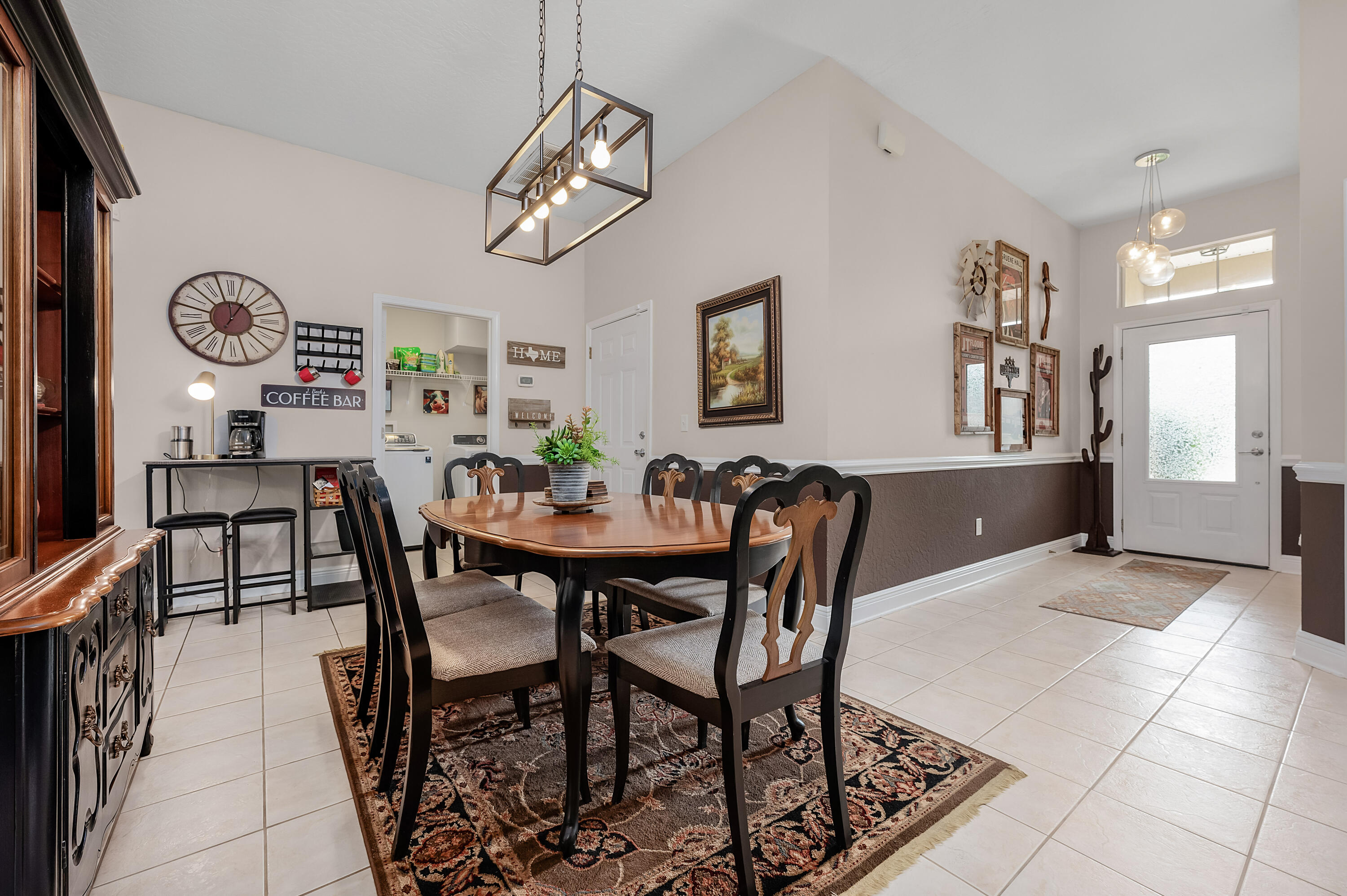 SEQUOIA ESTATES - Residential