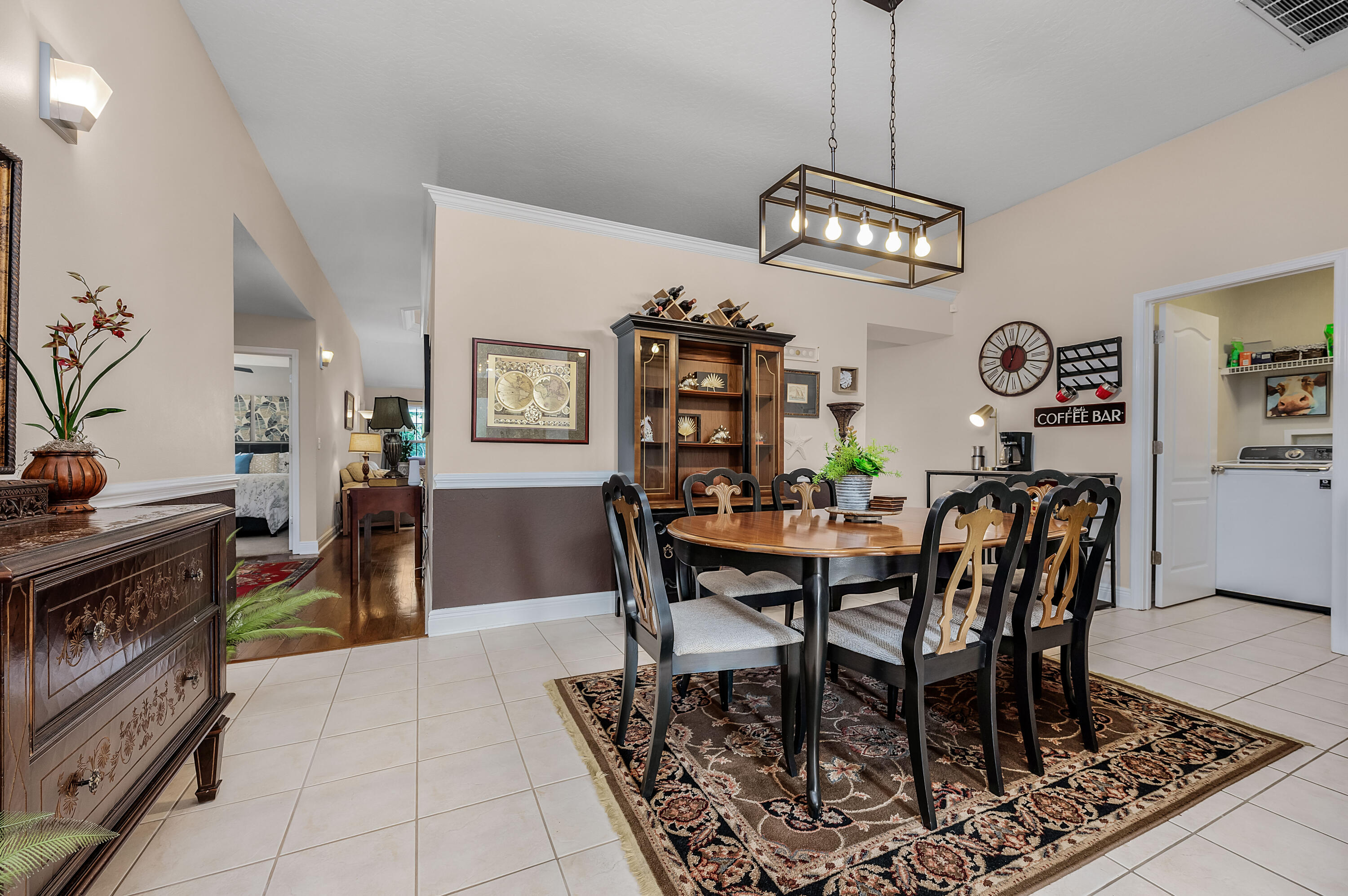 SEQUOIA ESTATES - Residential