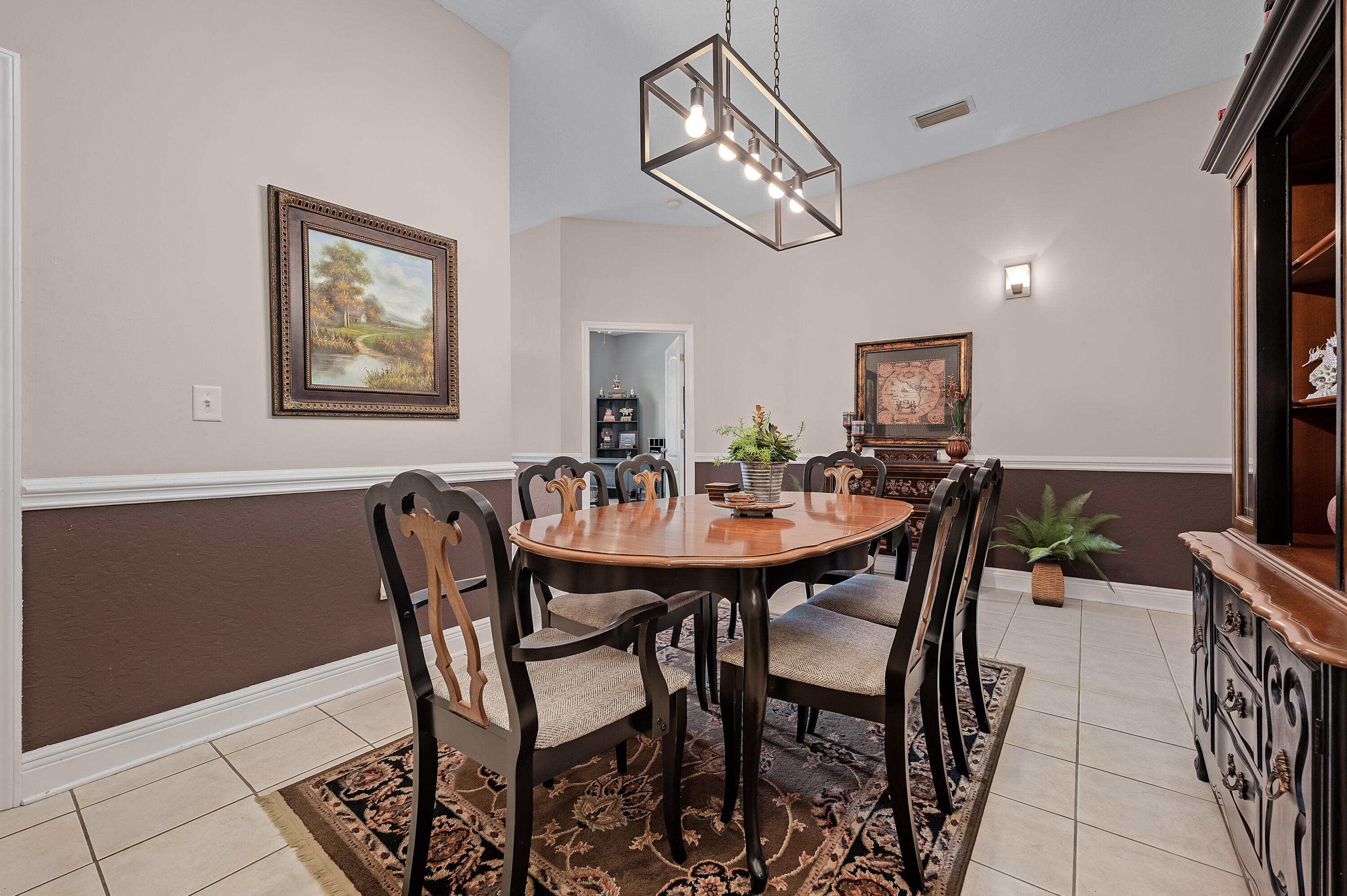 SEQUOIA ESTATES - Residential