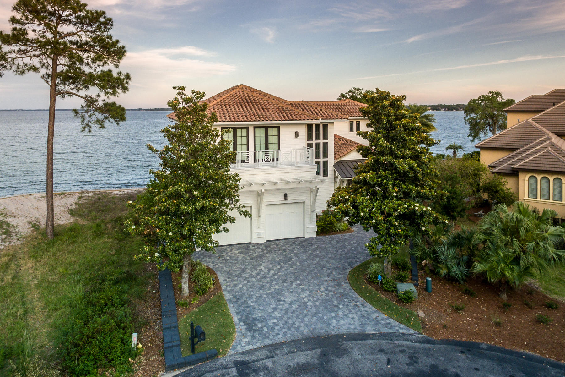 DRIFTWOOD ESTATES - Residential
