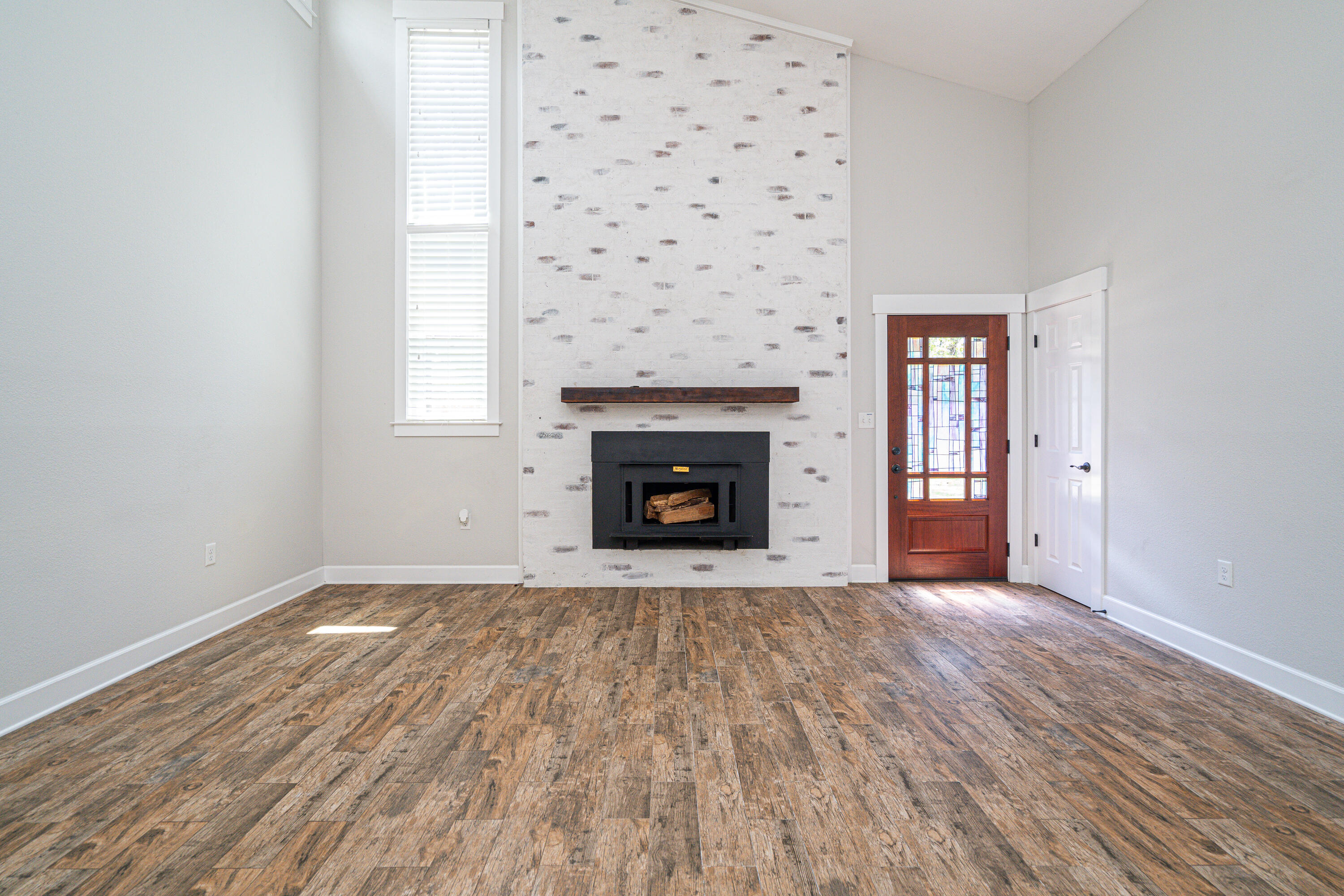 Kenwood/Golf Courser - Residential Lease