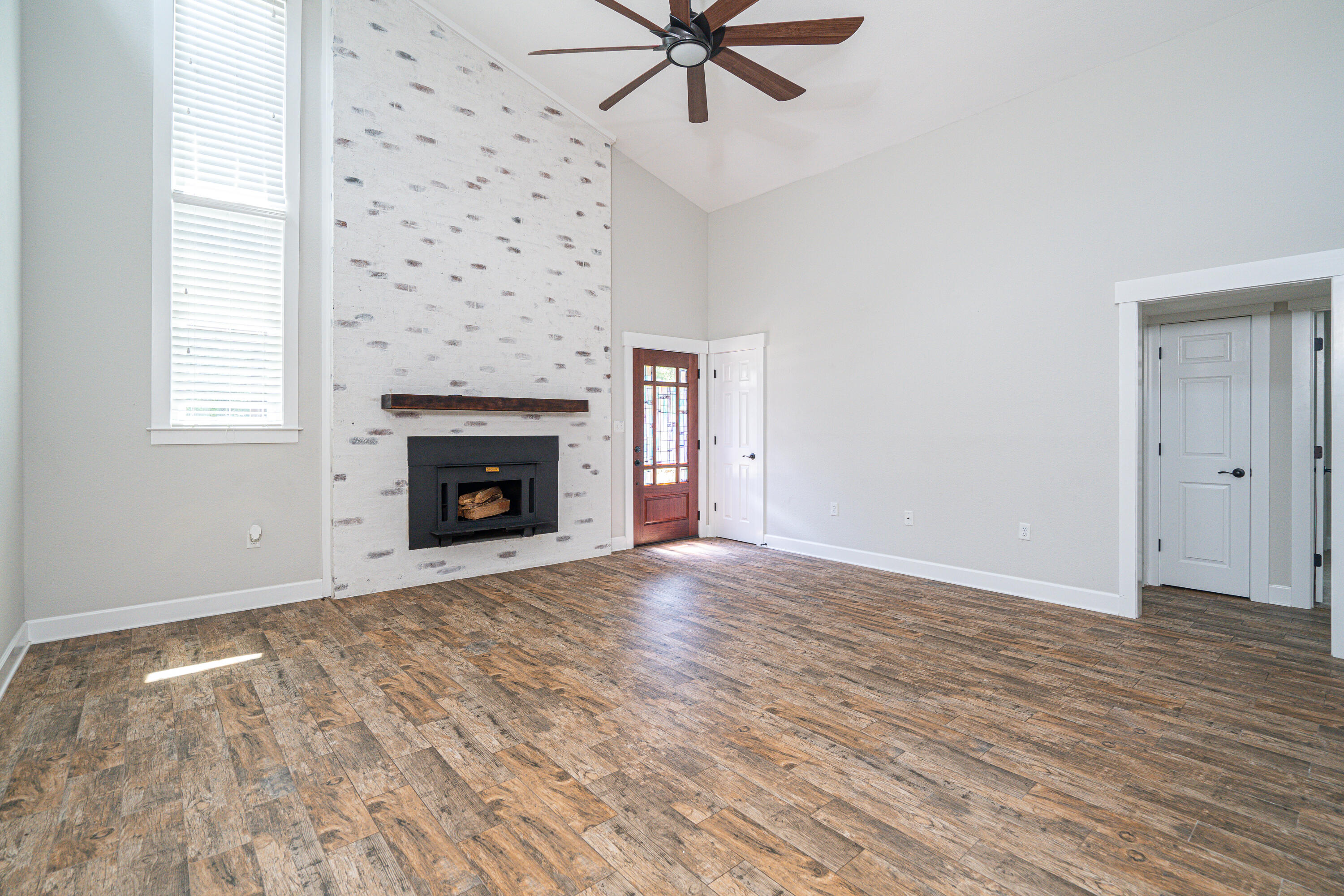 Kenwood/Golf Courser - Residential Lease