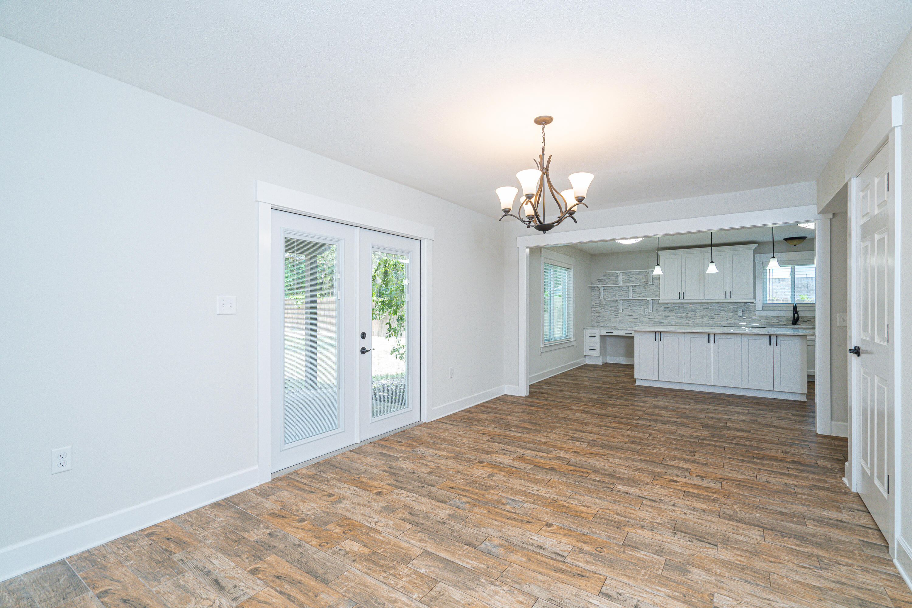 Kenwood/Golf Courser - Residential Lease