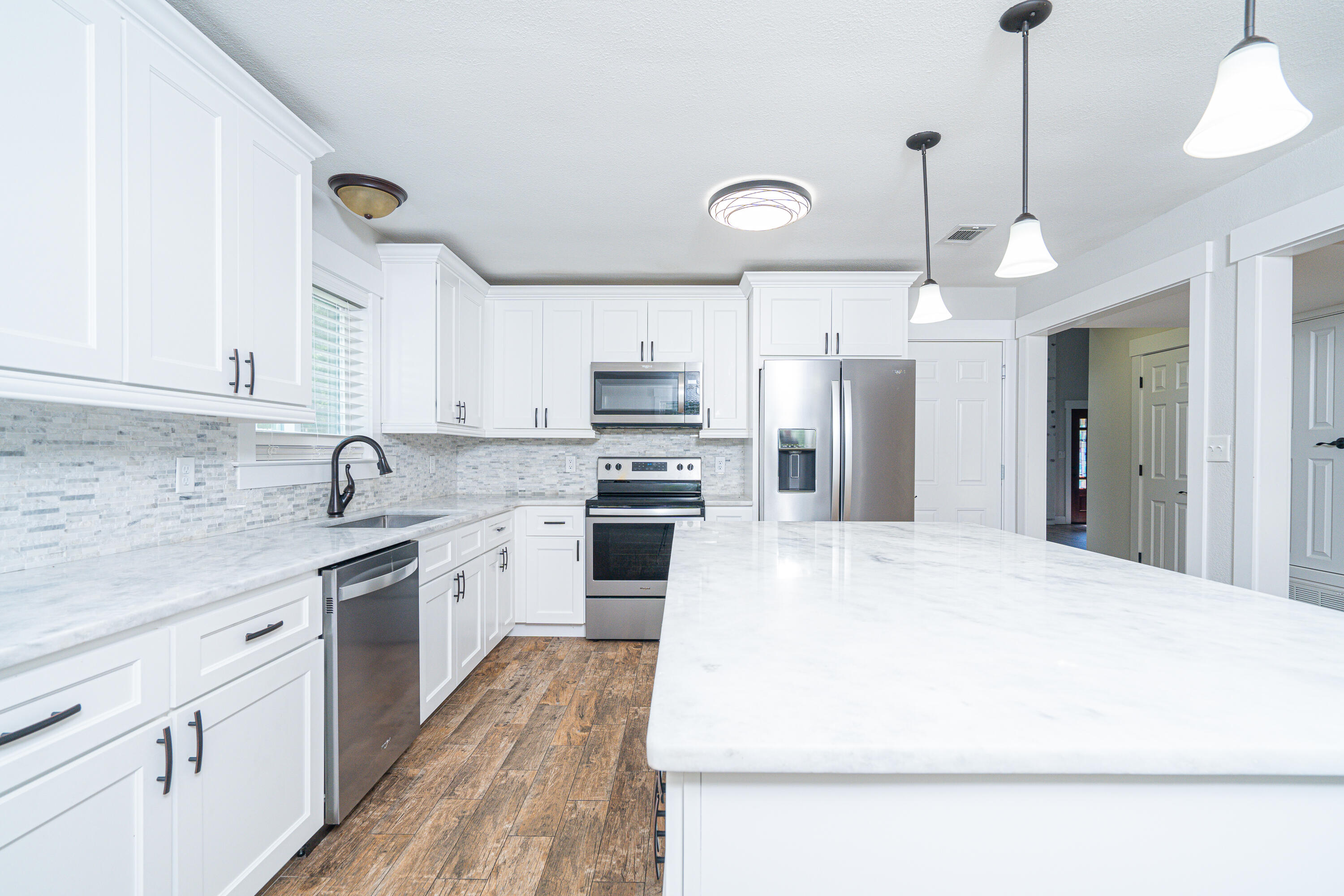 Kenwood/Golf Courser - Residential Lease