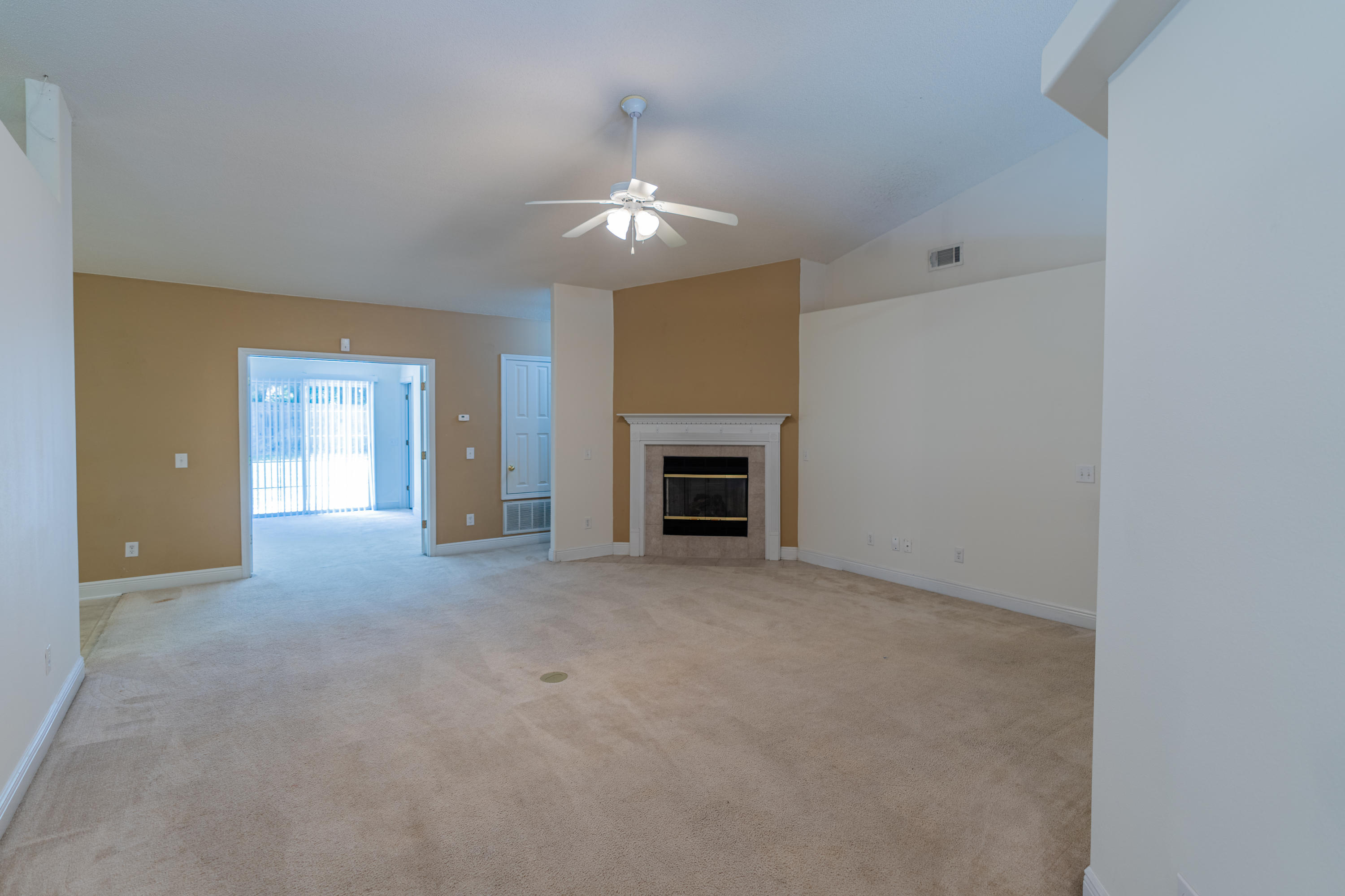 FOX VALLEY - Residential