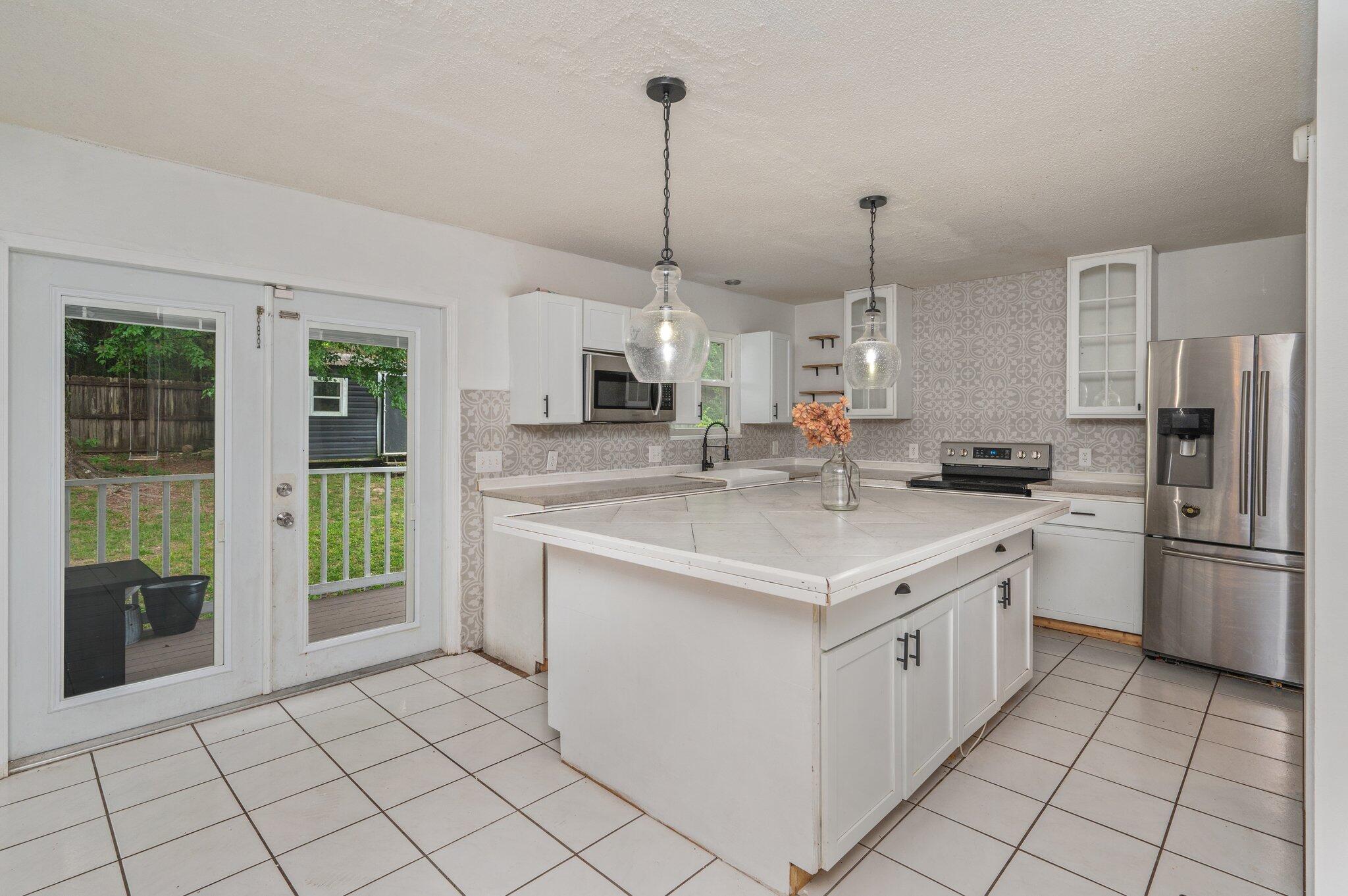 LANTERN RIDGE S/D PH II - Residential