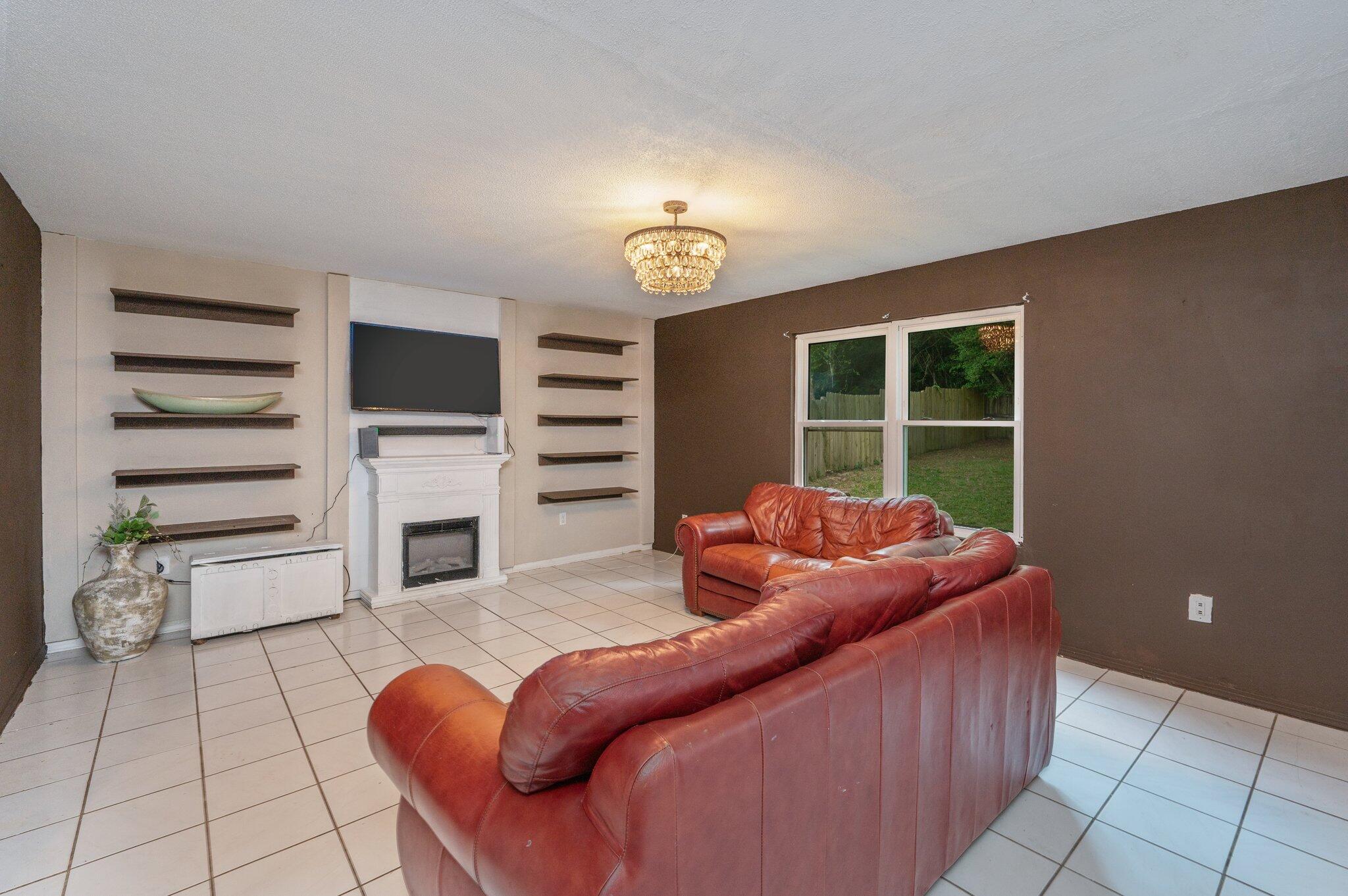 LANTERN RIDGE S/D PH II - Residential