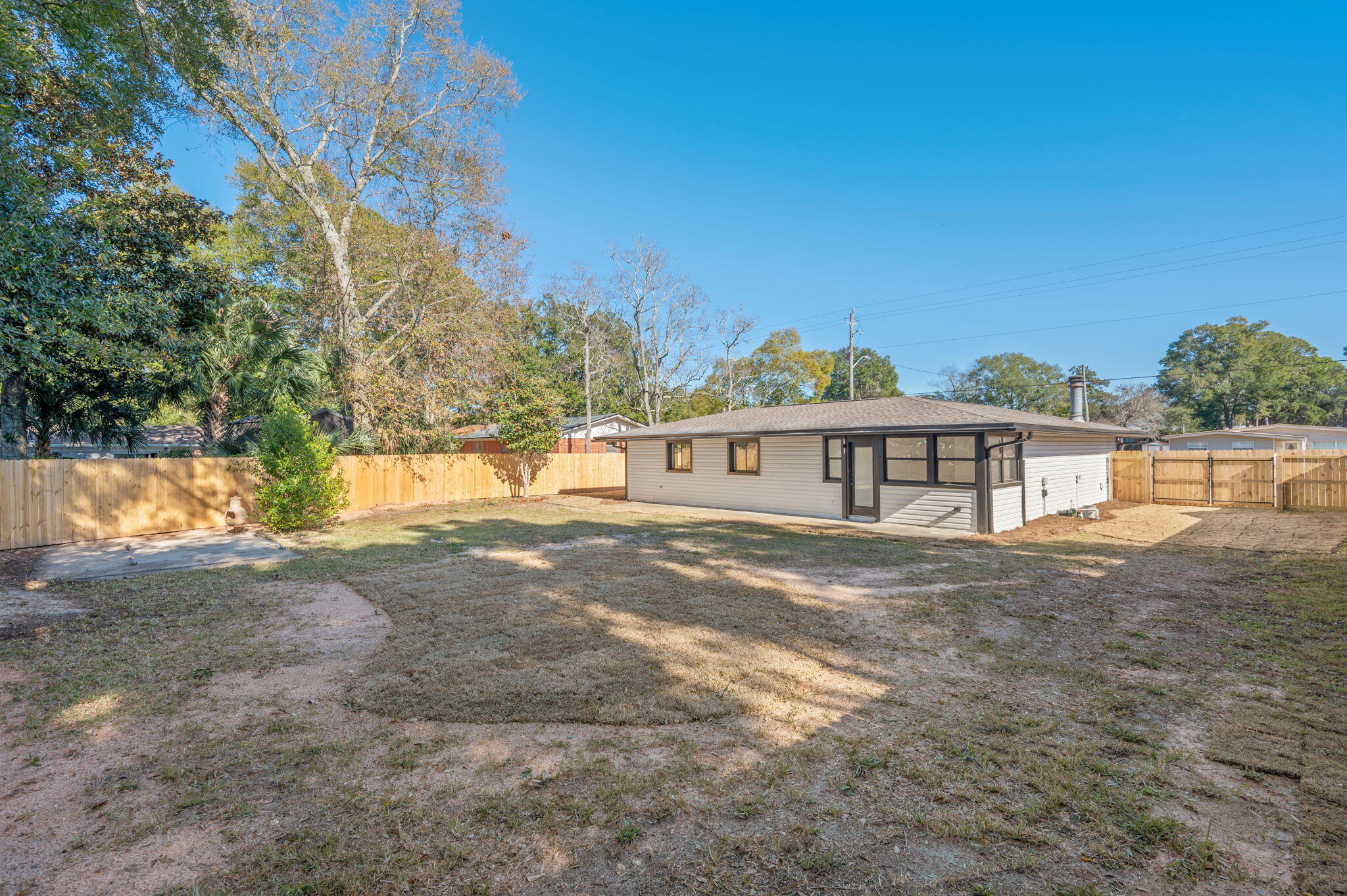 ELLIOTTS POINT 10TH ADDN - Residential