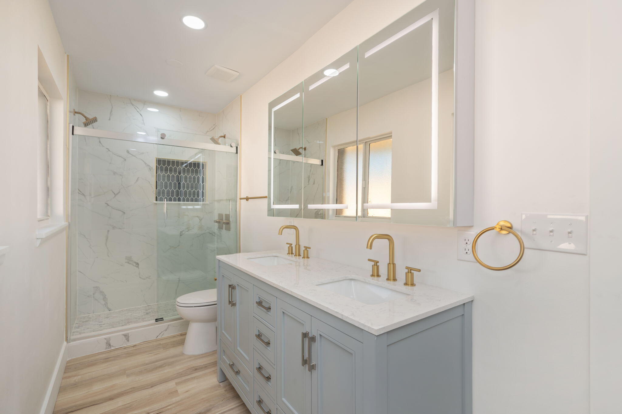 ELLIOTTS POINT 10TH ADDN - Residential