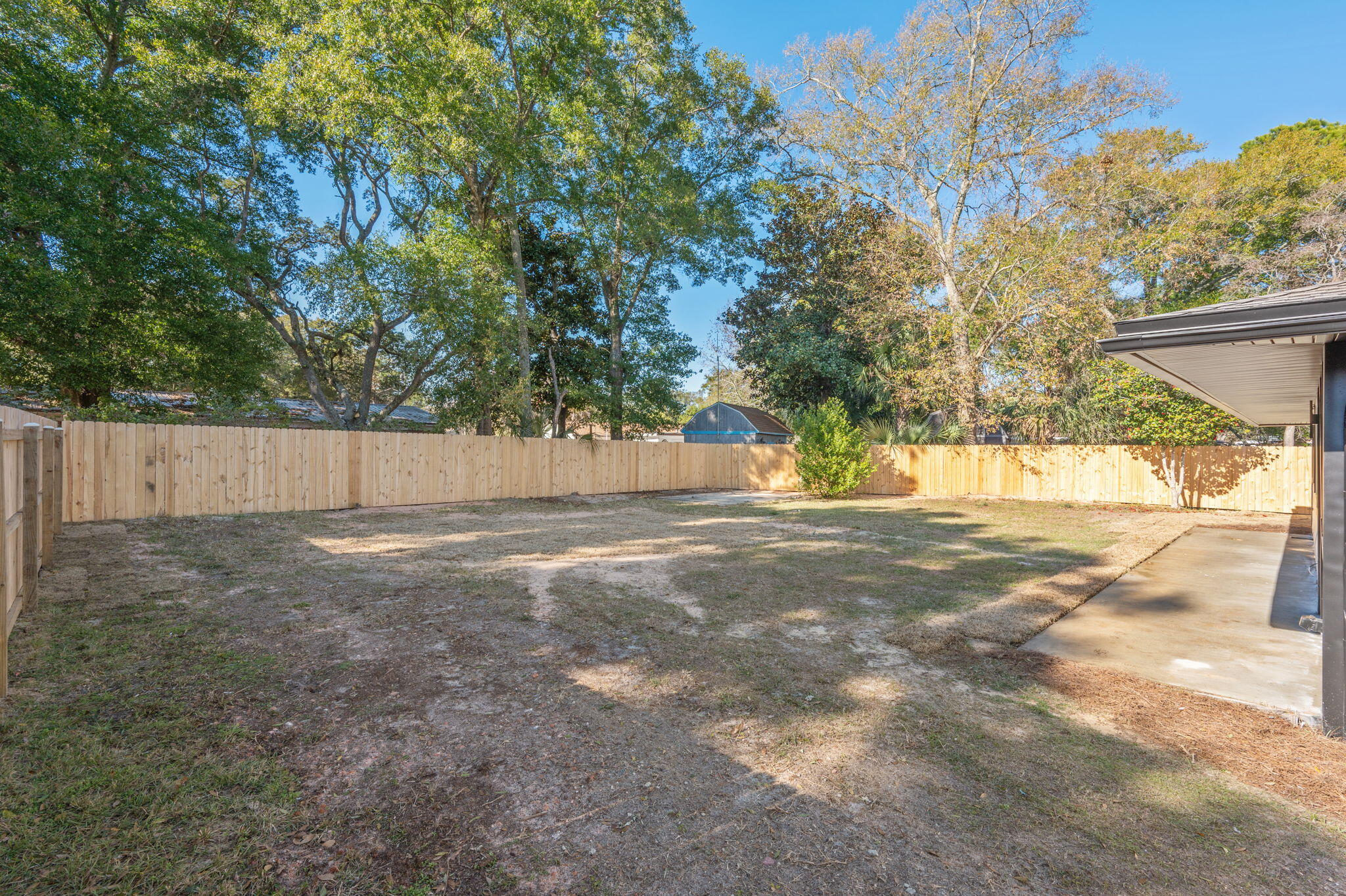 ELLIOTTS POINT 10TH ADDN - Residential