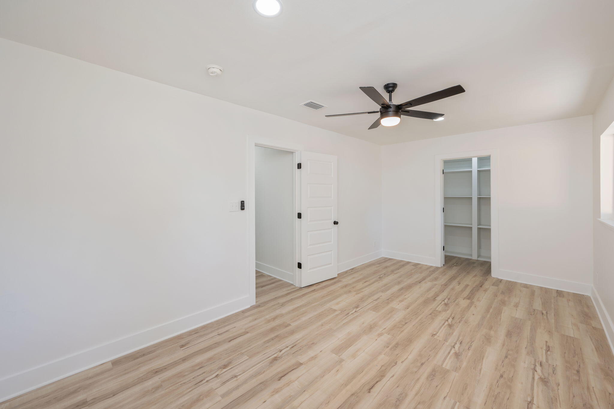 ELLIOTTS POINT 10TH ADDN - Residential