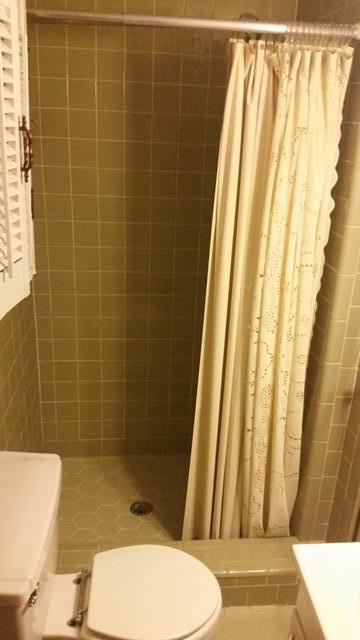 FERDON ADDN TO CRESTVIEW - Residential