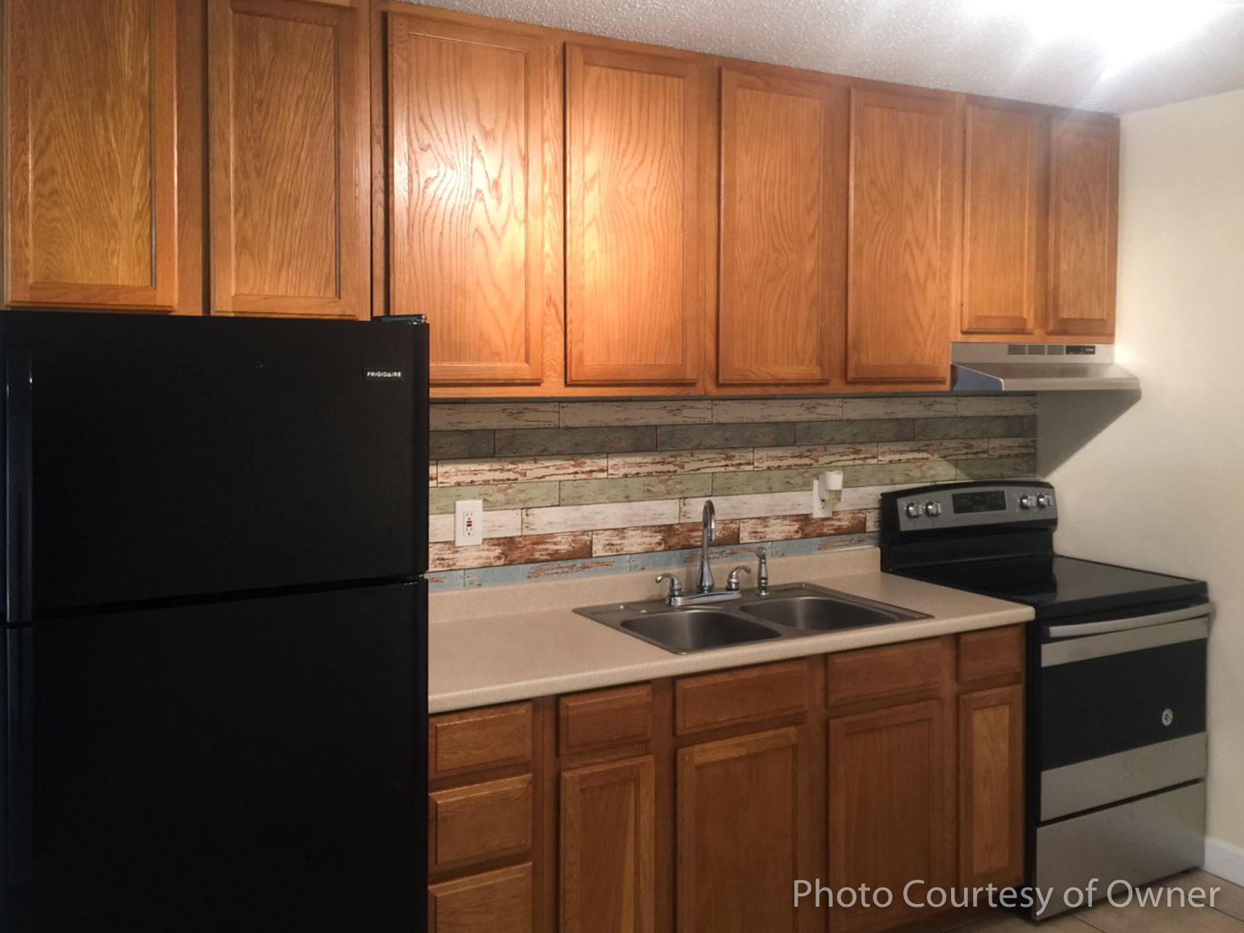 OAKLAND ADD E 1/2 LOT and W 1/2 lOT 14 BLK 1 - Residential