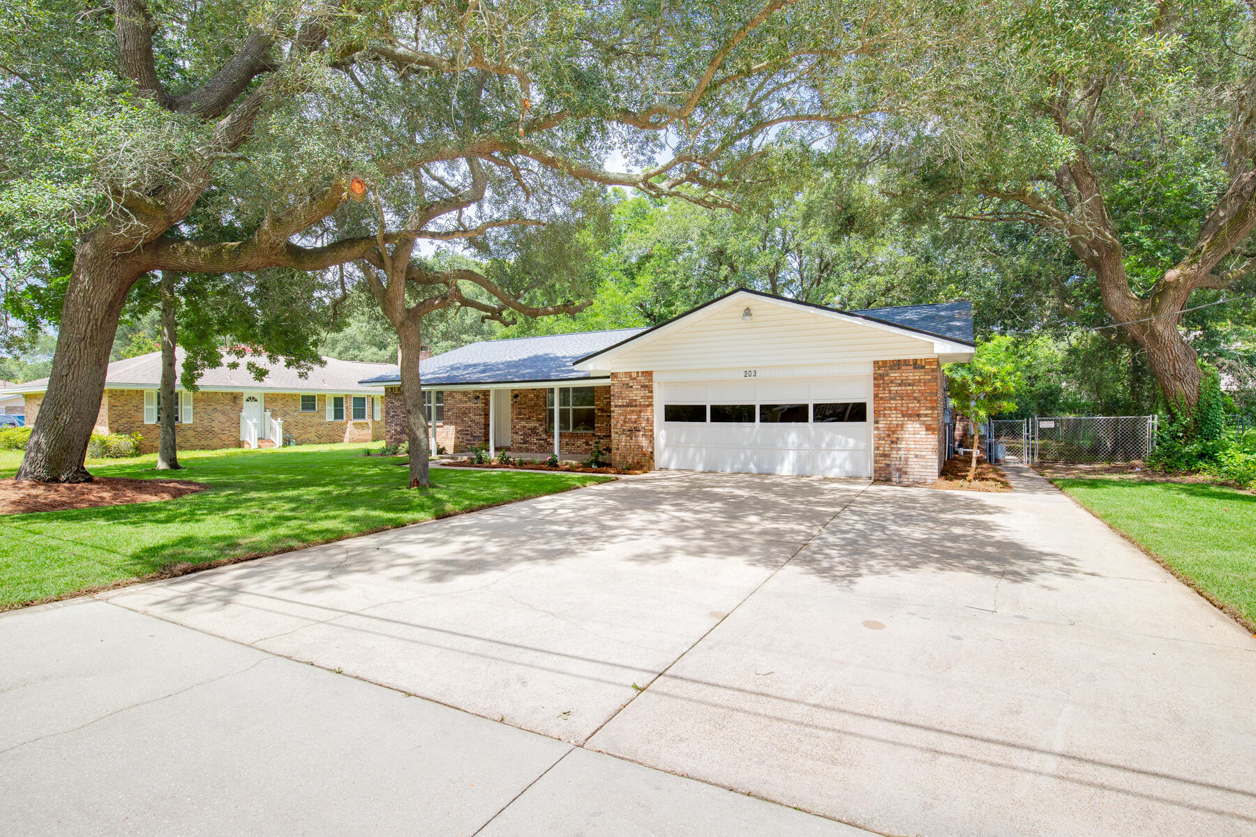NO RECORDED SUBDIVISION - Residential