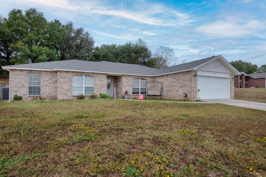Walkthrough this gorgeous 4 bedroom 2-bathroom home located in South Crestview! This home offers a large spacious layout with a large living area! The kitchen has been fully renovated with granite countertops, and new appliances! Upgraded flooring as well as a newer AC unit! The primary bedroom offers large walk-in closet as well as the on-suite bathroom with double sinks, and separate garden tub, and shower! Continue through to additional well sized bedrooms and flex area! Out back features a large fully fenced yard! Schedule a showing today!