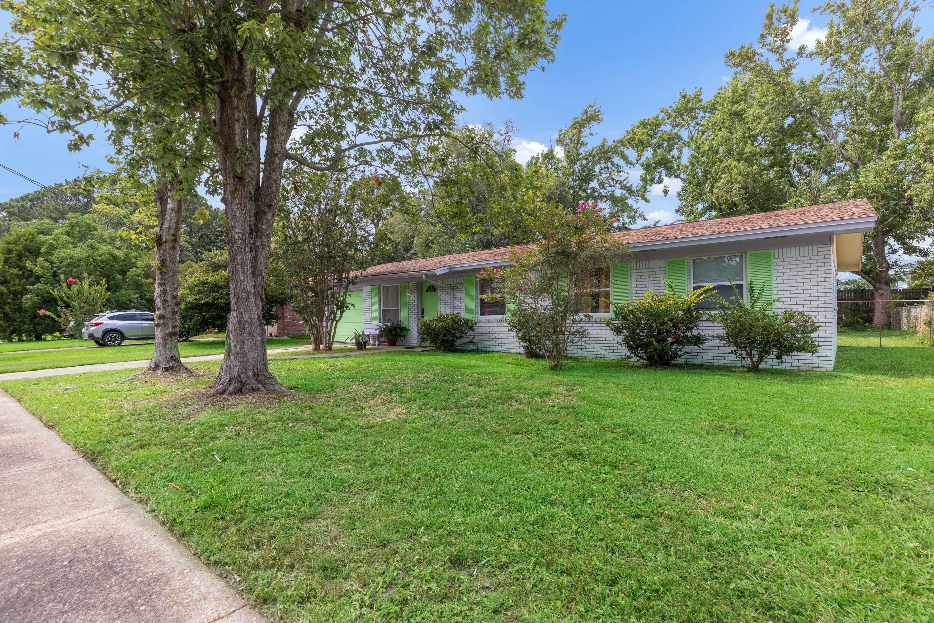 SANTA ROSA PARK - Residential