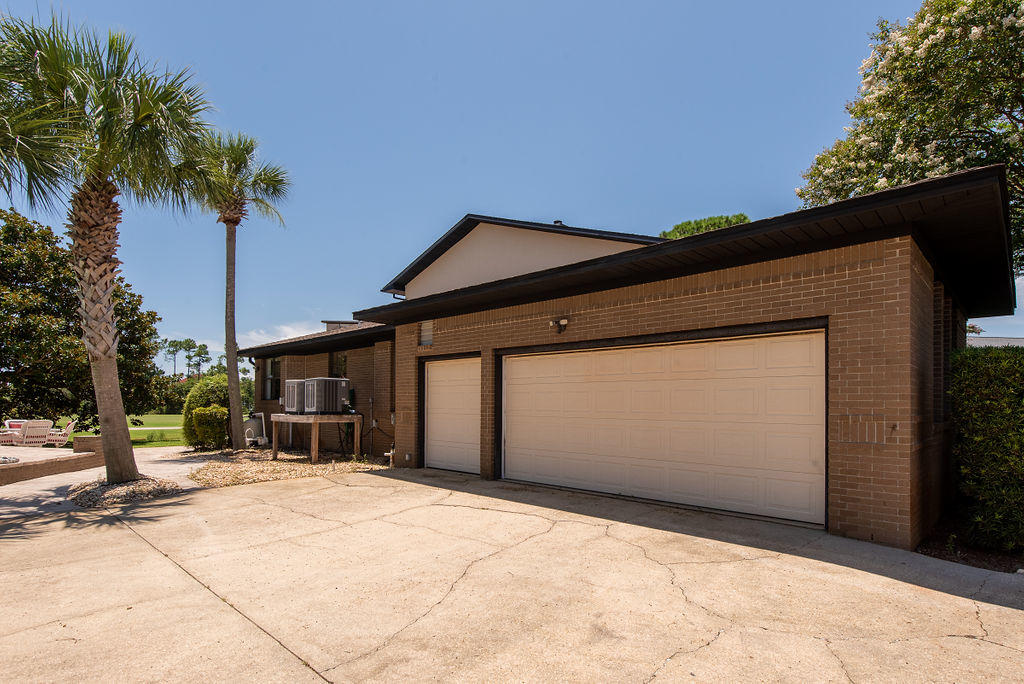 TIGER POINT VILLAGE 1 - 3 - Residential