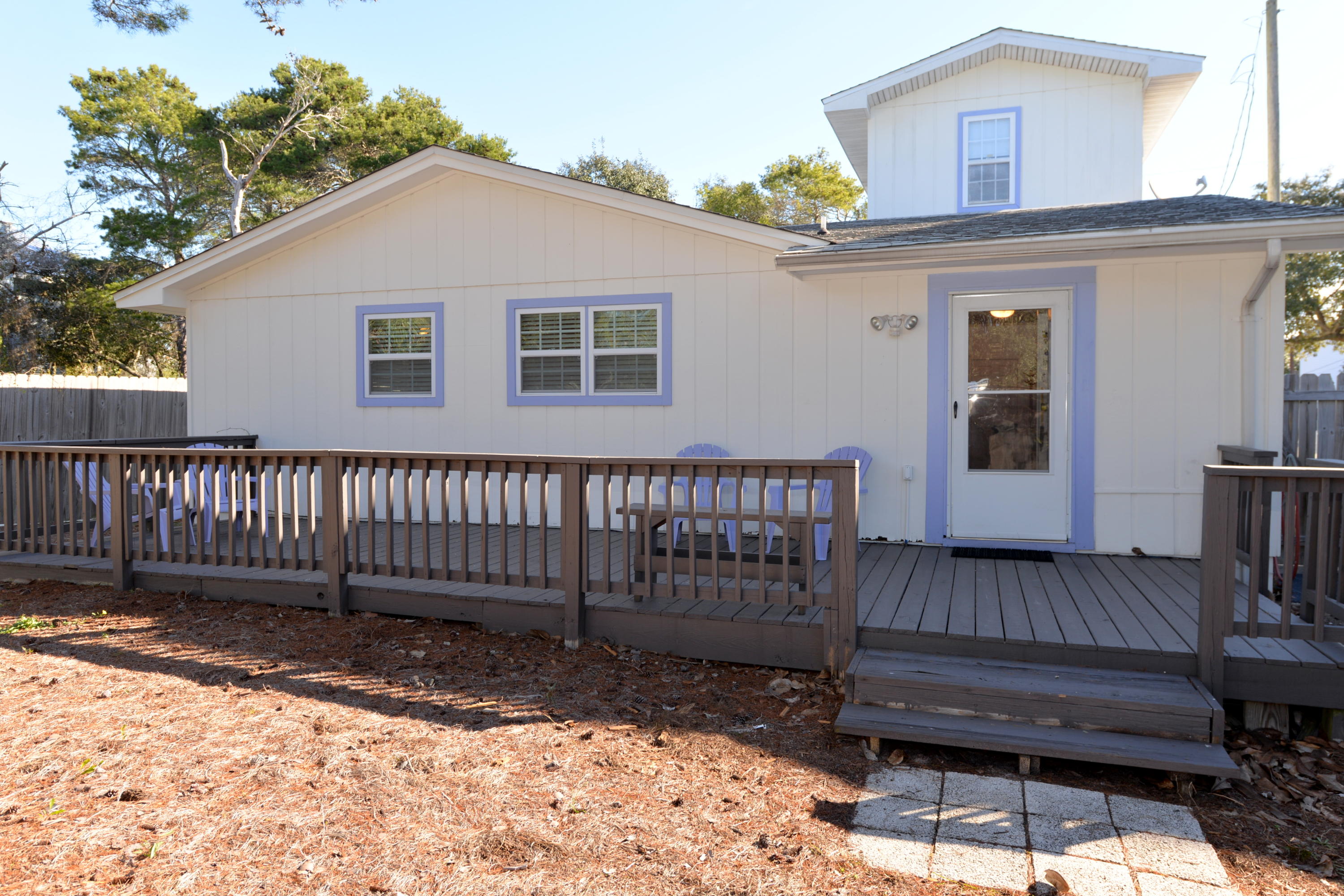 CRYSTAL BEACH - Residential