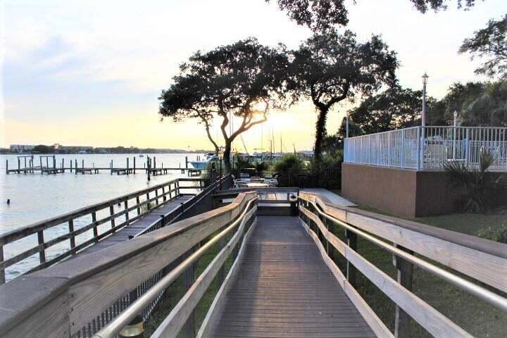 Indianola on the Water - Residential