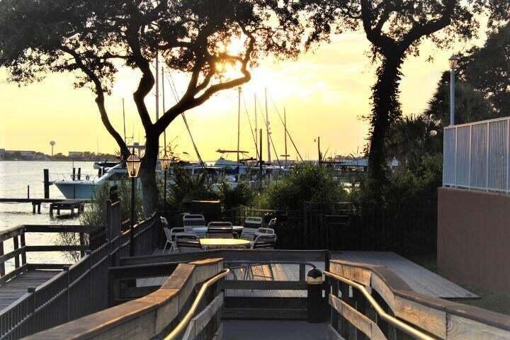 Indianola on the Water - Residential