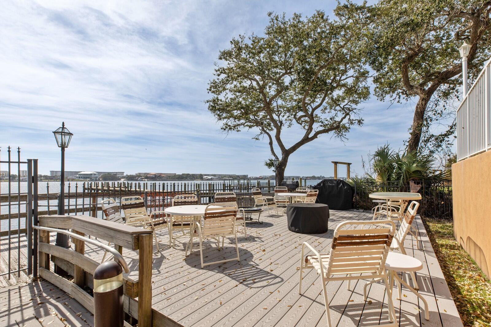 Indianola on the Water - Residential