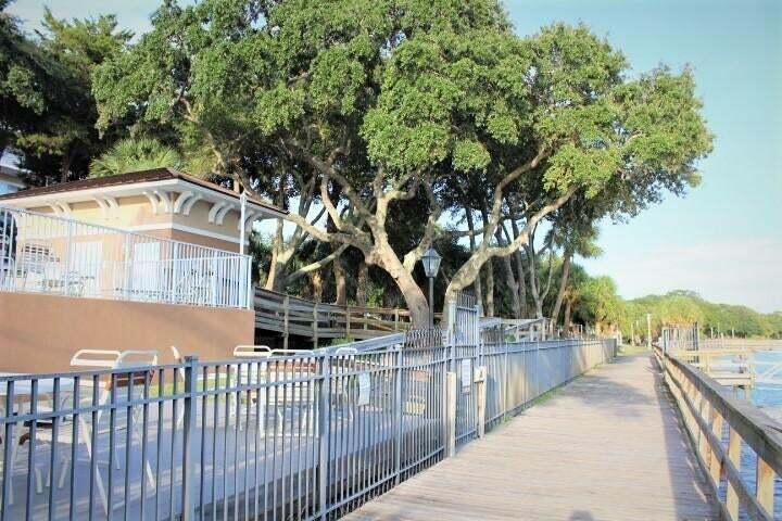 Indianola on the Water - Residential