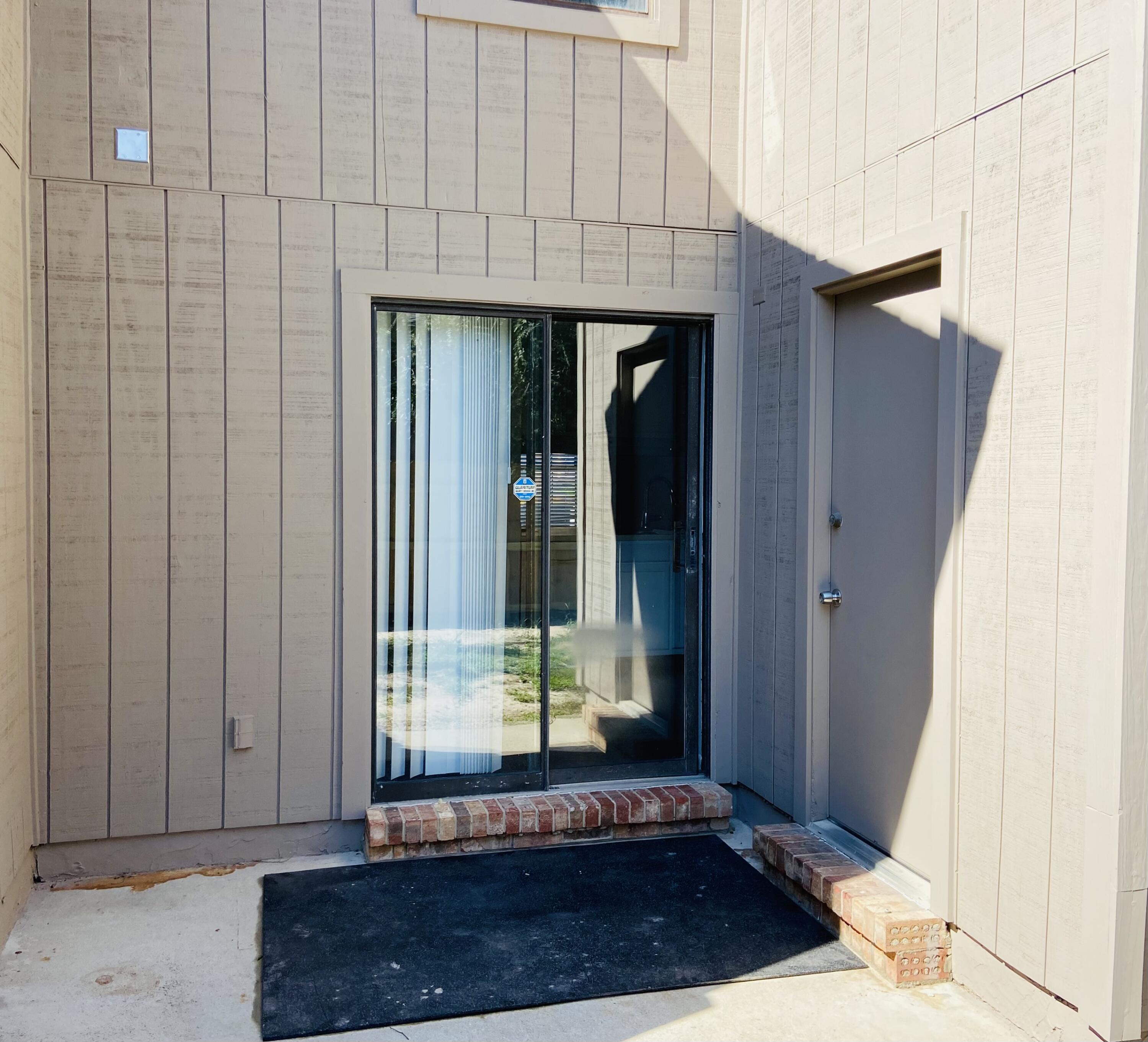 VIKING MANOR PH 1 - Residential