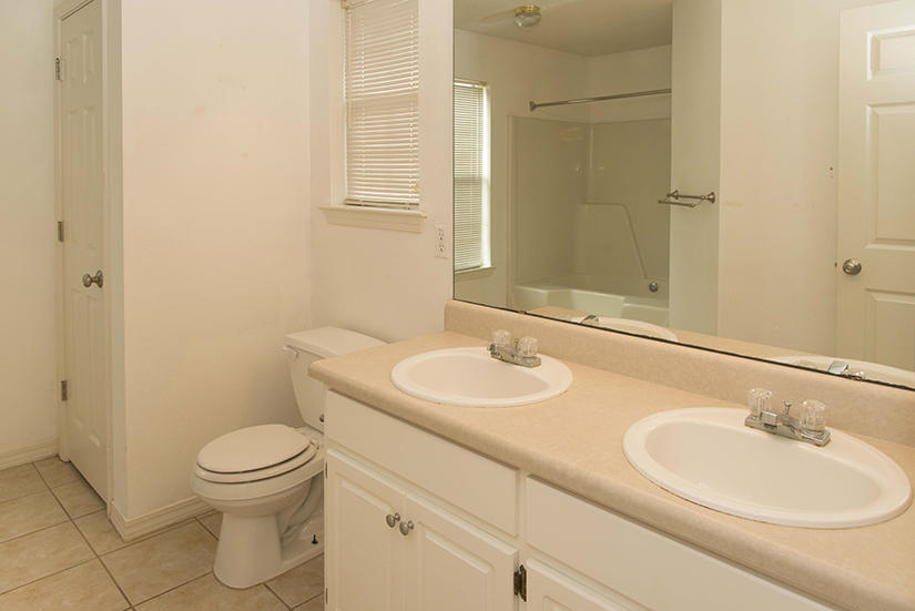 PARKER PLACE - Residential Lease