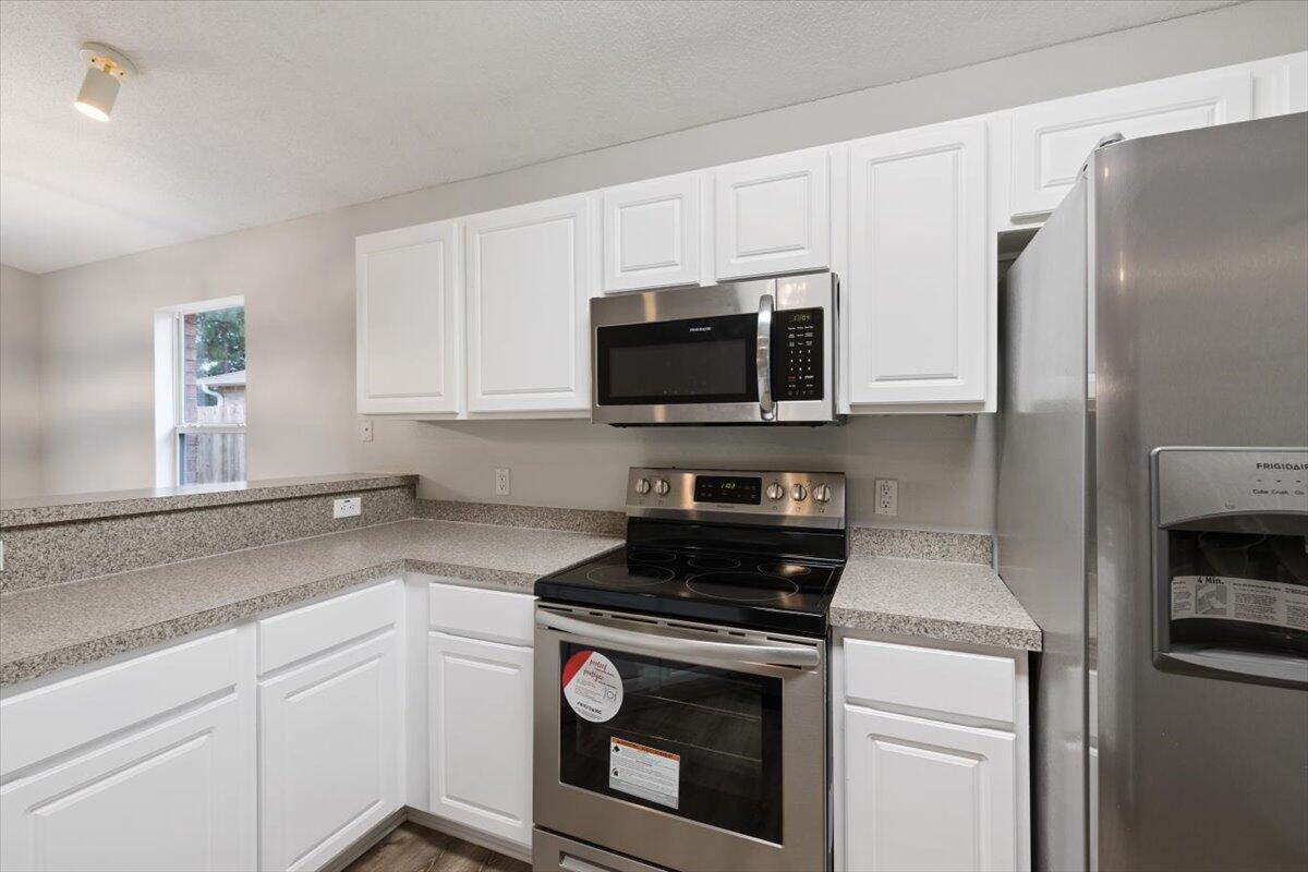 HIDDEN SHORES - Residential