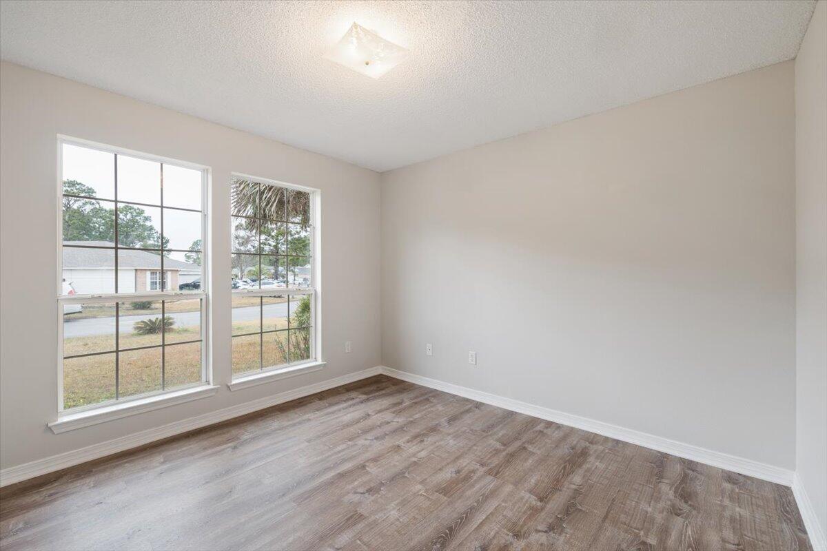 HIDDEN SHORES - Residential