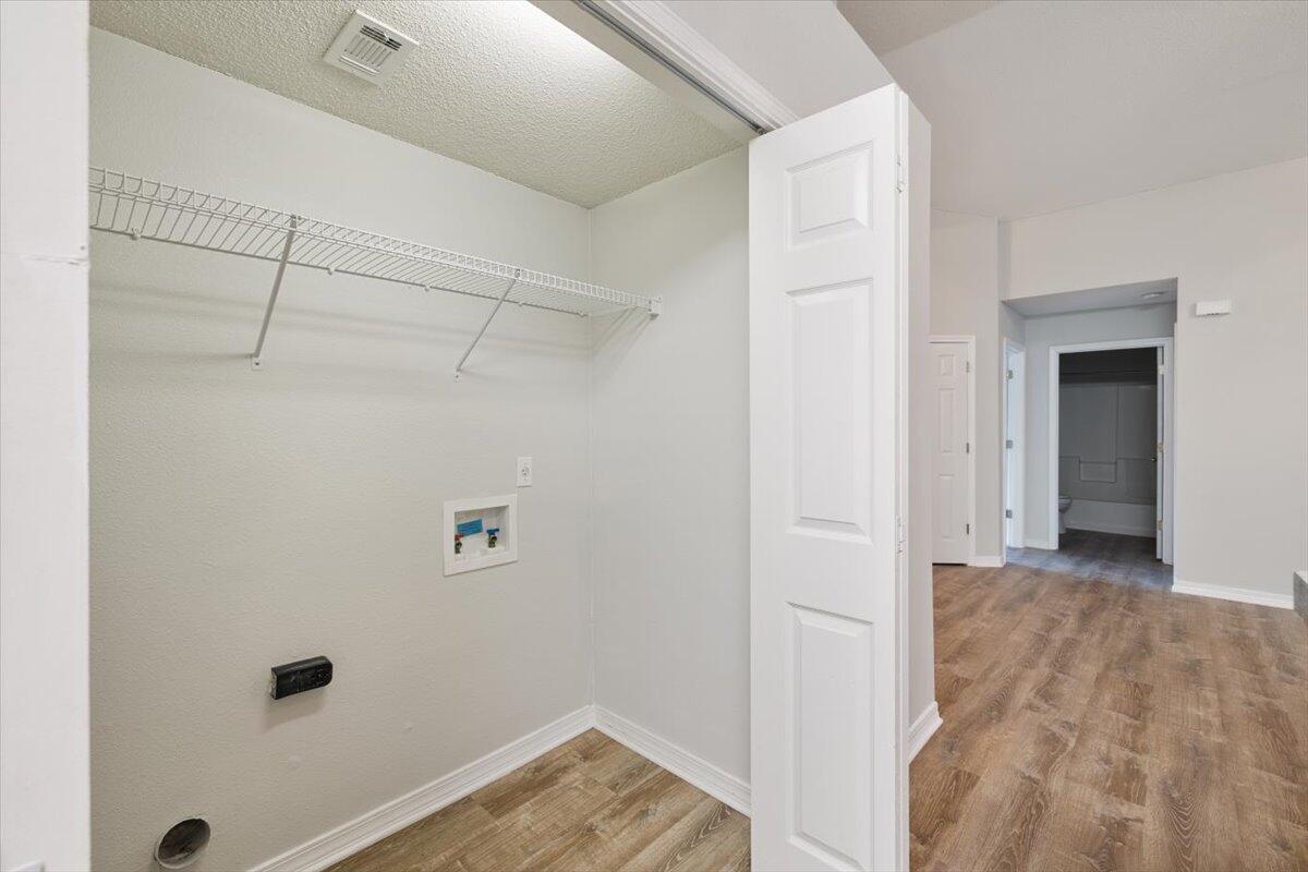 HIDDEN SHORES - Residential