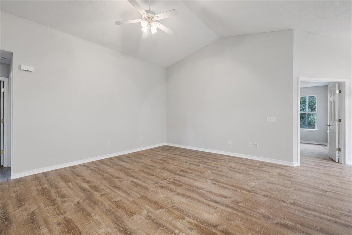 HIDDEN SHORES - Residential