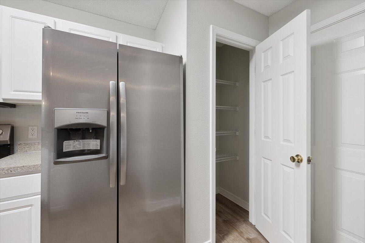 HIDDEN SHORES - Residential