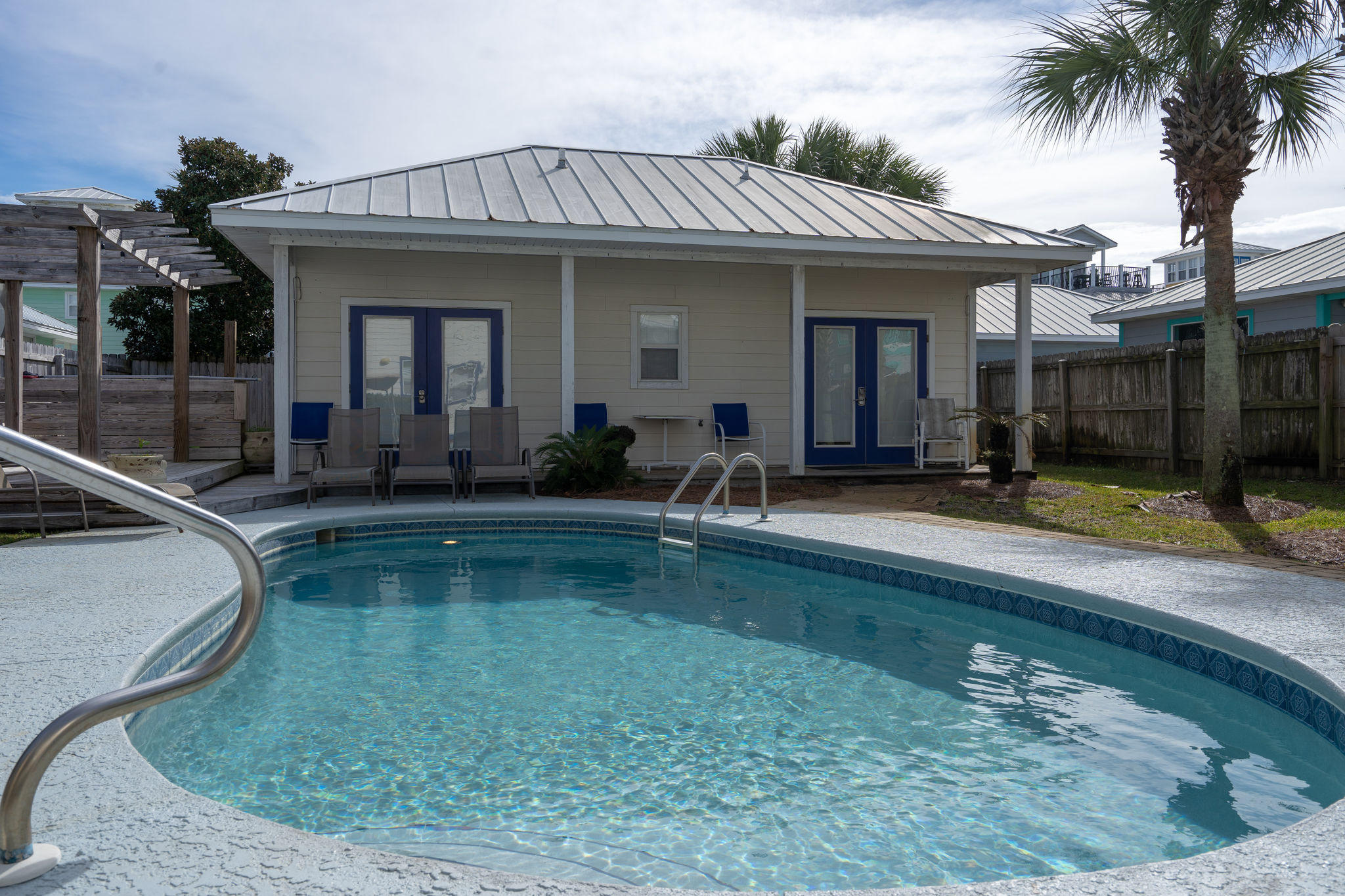 CRYSTAL BEACH - Residential