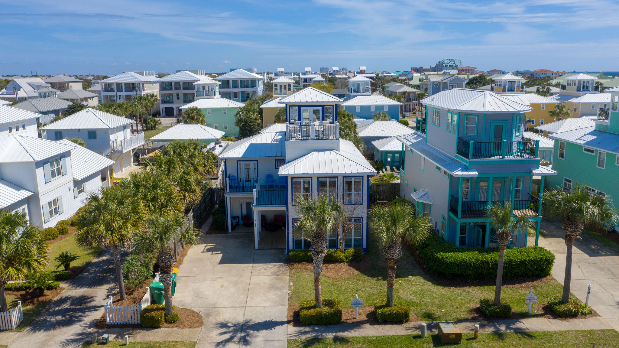 CRYSTAL BEACH - Residential