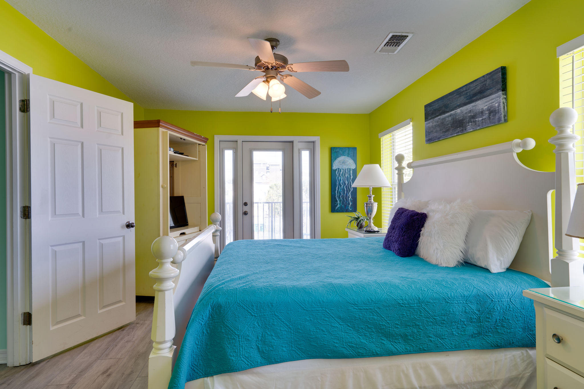 CRYSTAL BEACH - Residential