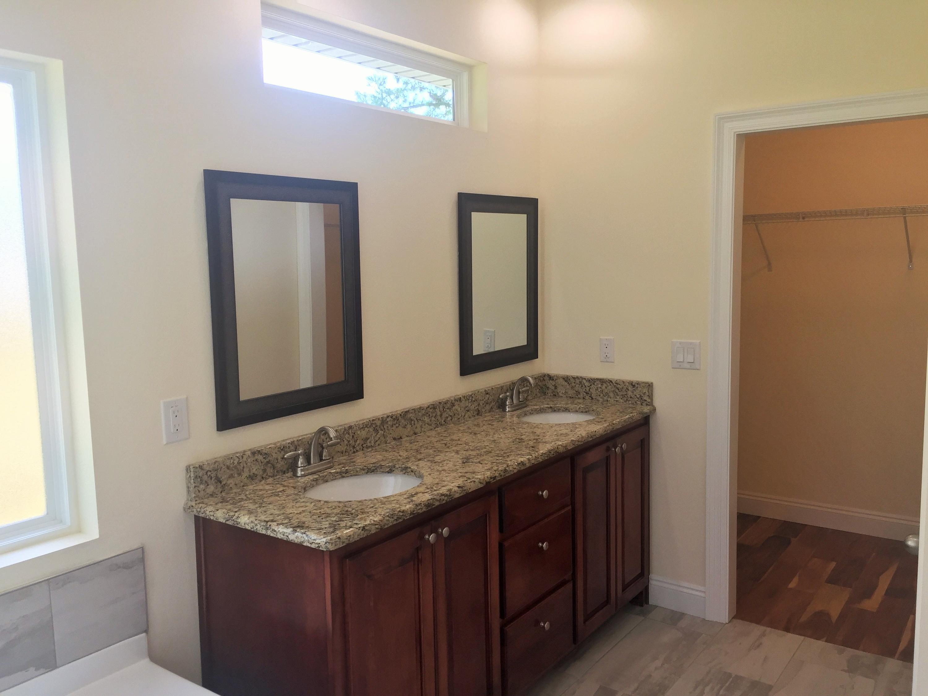 NAVARRE S/D 1ST ADDN - Residential